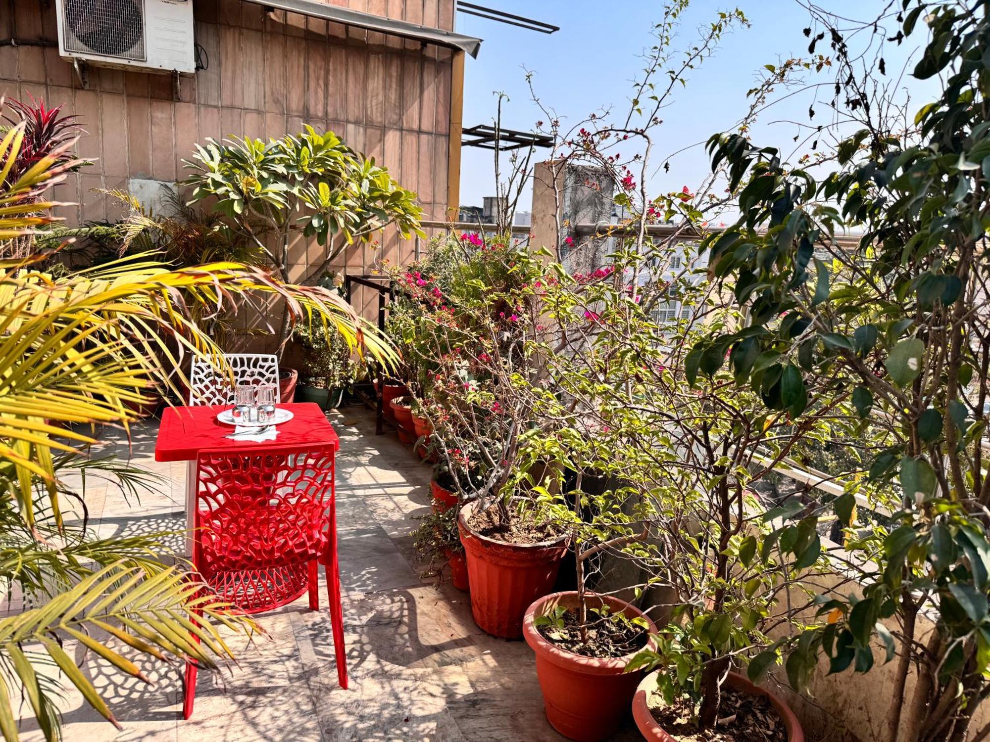 Hotel Staybook Aira Railway Station Paharganj 4*