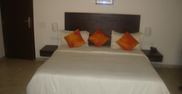 Jashn Near Apollo Hospital New Delhi