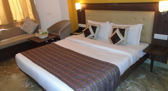 Tawang Near B L Kapoor Hospital A Well Hygiene 3*