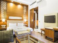 Oodles Hotel 4*