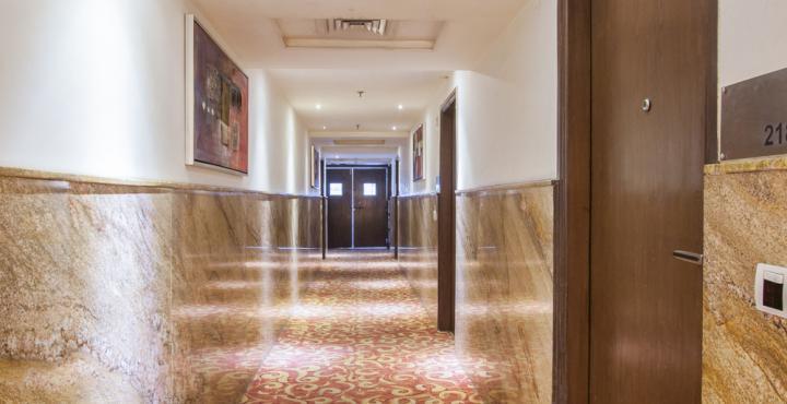 Taurus Sarovar Portico Hotel New Delhi
