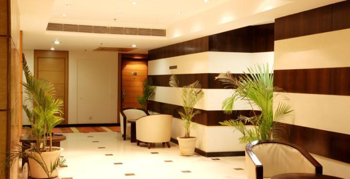 Mapple Emerald Hotel New Delhi