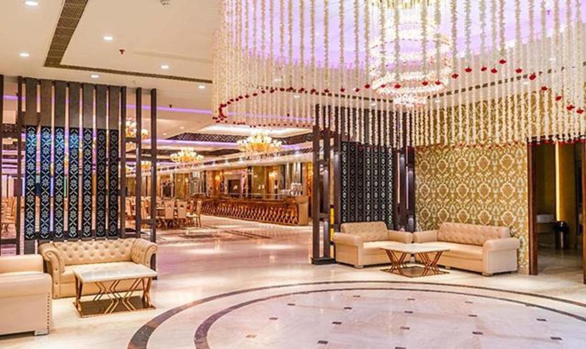 Hotel Fabhotel Prime C Pearls