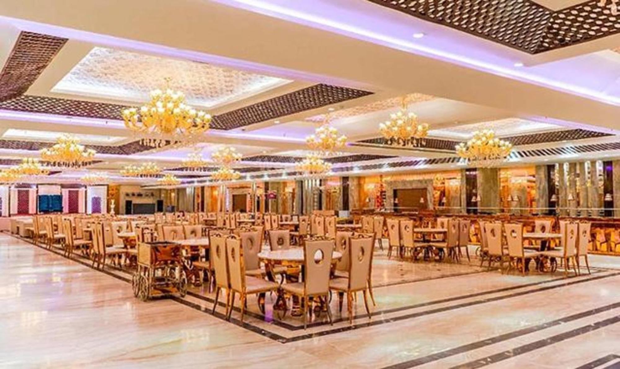 Fabhotel Prime C Pearls New Delhi