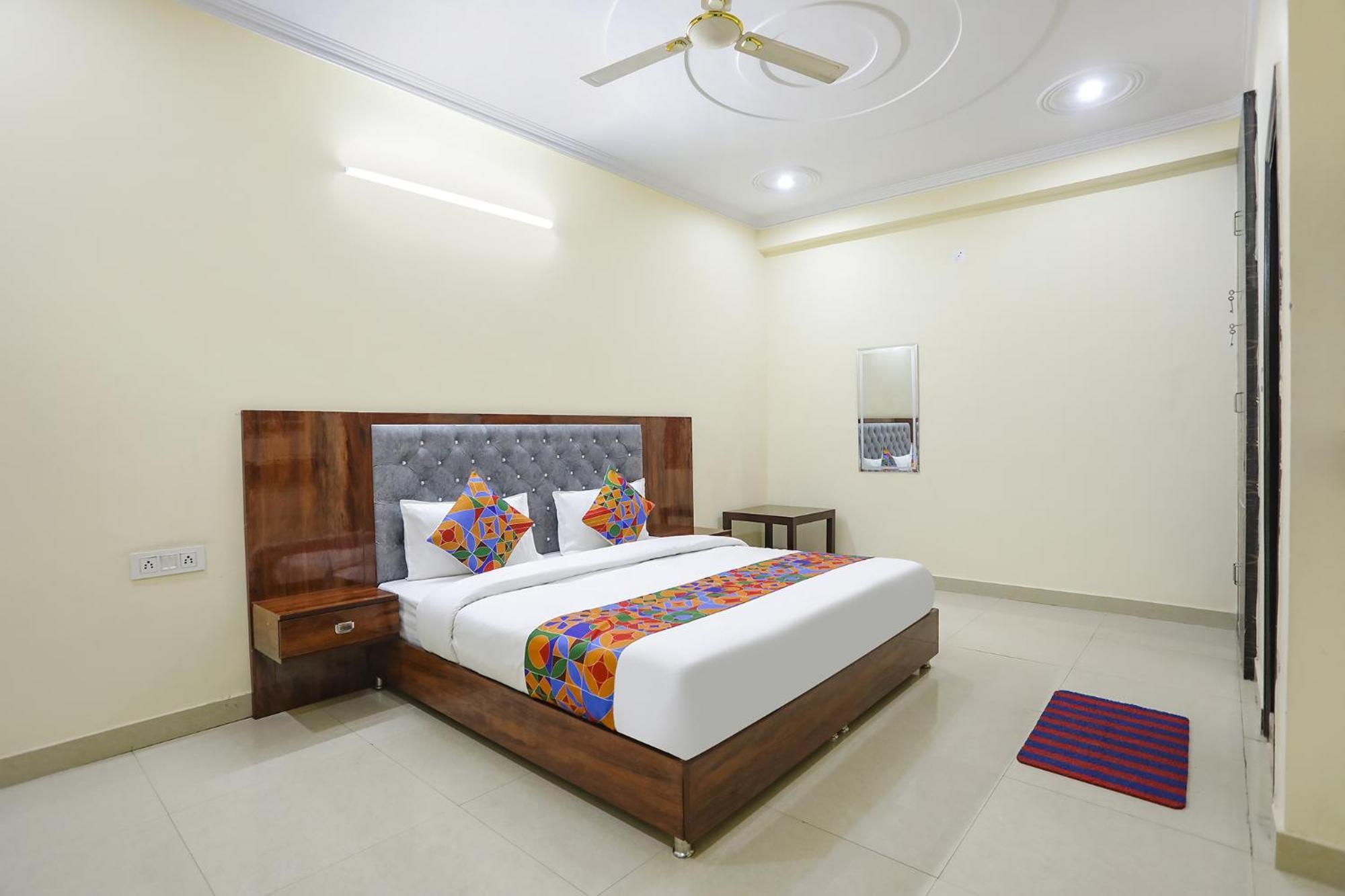 Fabexpress Asp Royal Residency Inn- Janakpuri