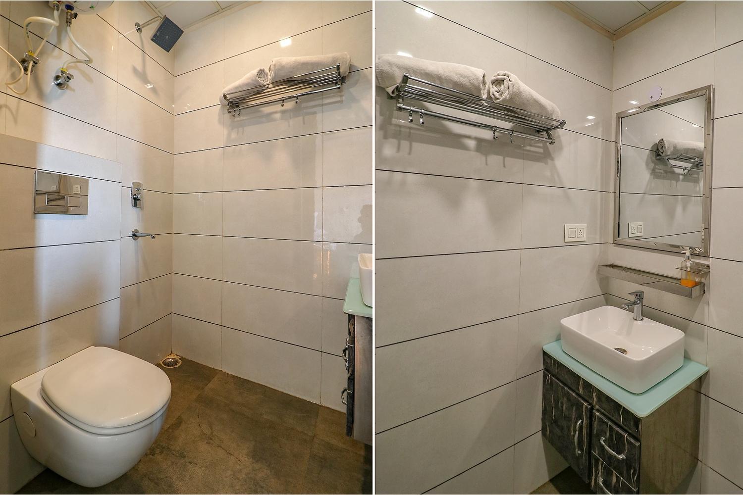 The Chaitanya Rohini Near Metro Station Sector 18 Hotel 3*