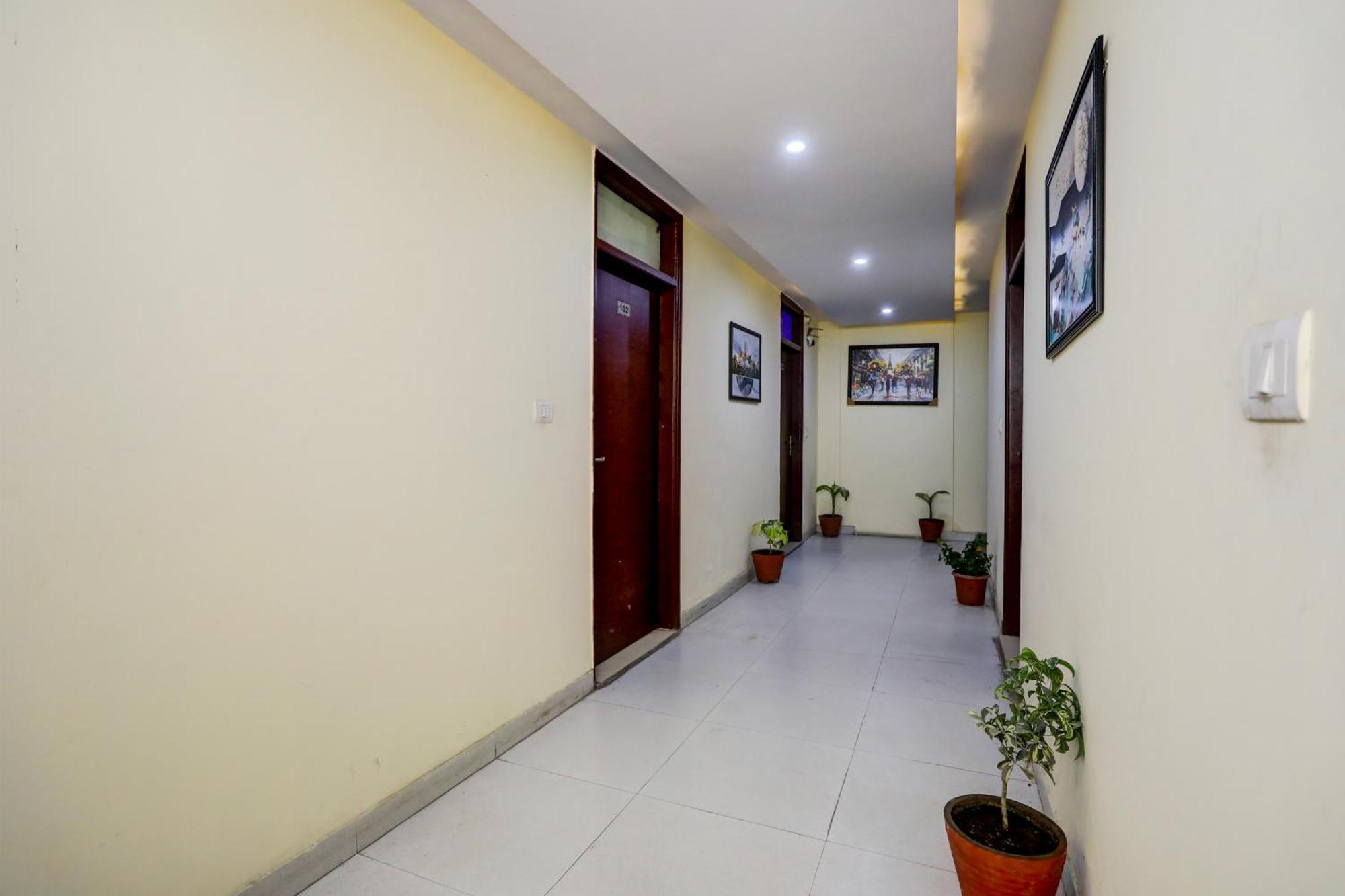 Grand Homestay Hotel New Delhi