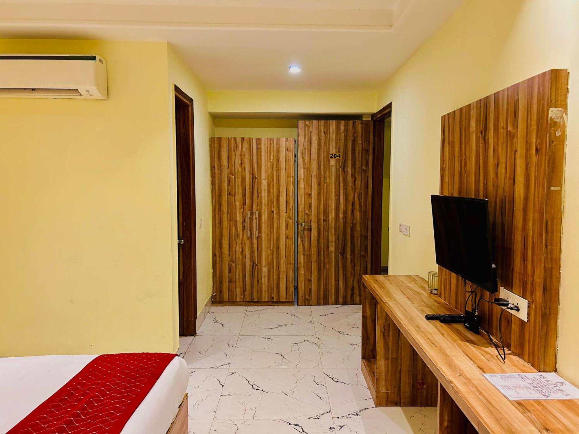 Hotel Royal Paradise By Kdson New Delhi