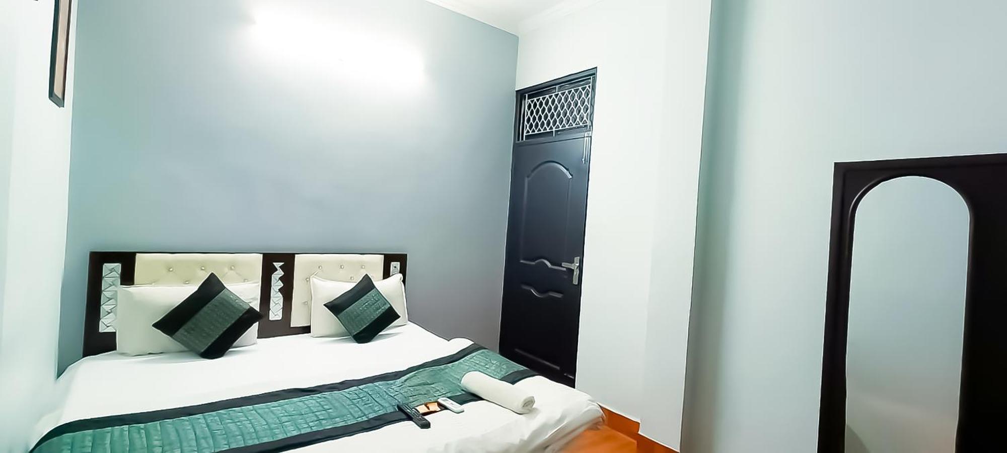 Reseidency Near Hari Nagar 3* New Delhi