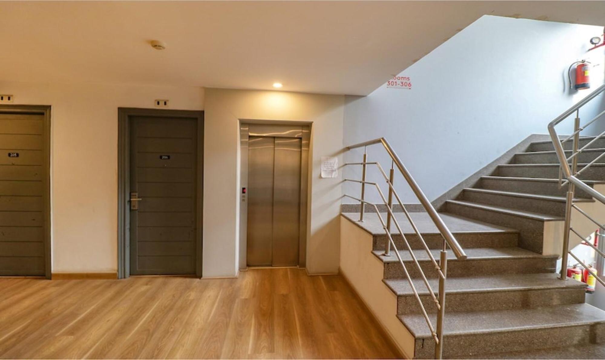 Fabhotel Majestic Jpm I Nova Deli