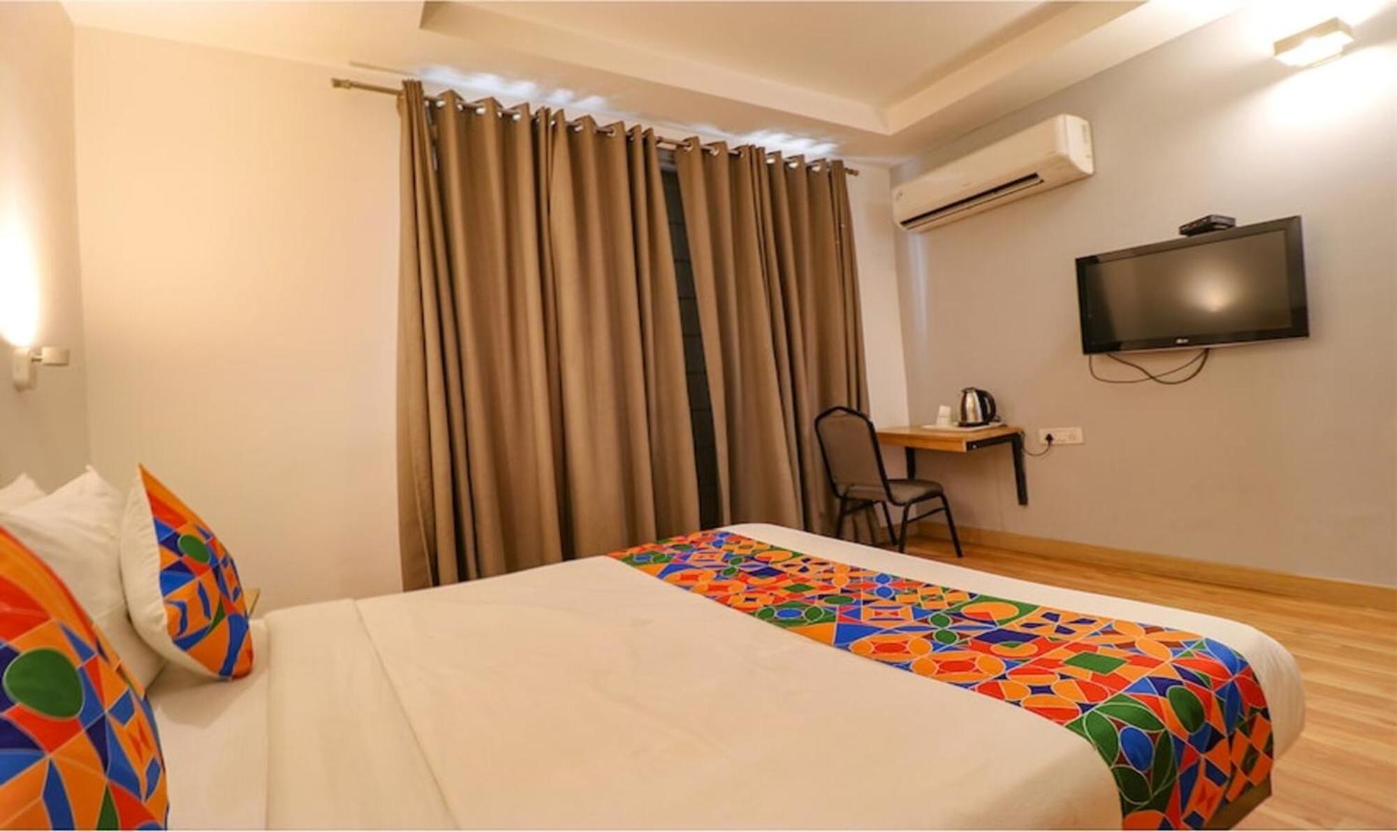 Hotel Fabhotel Majestic Jpm I 3*