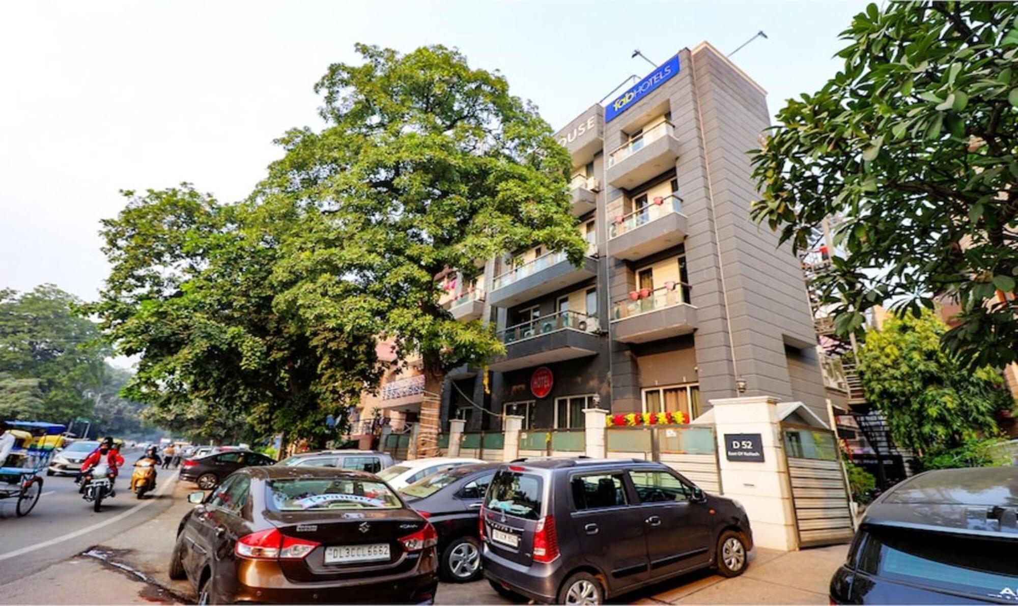 Fabhotel Majestic Jpm I Hotel 3*