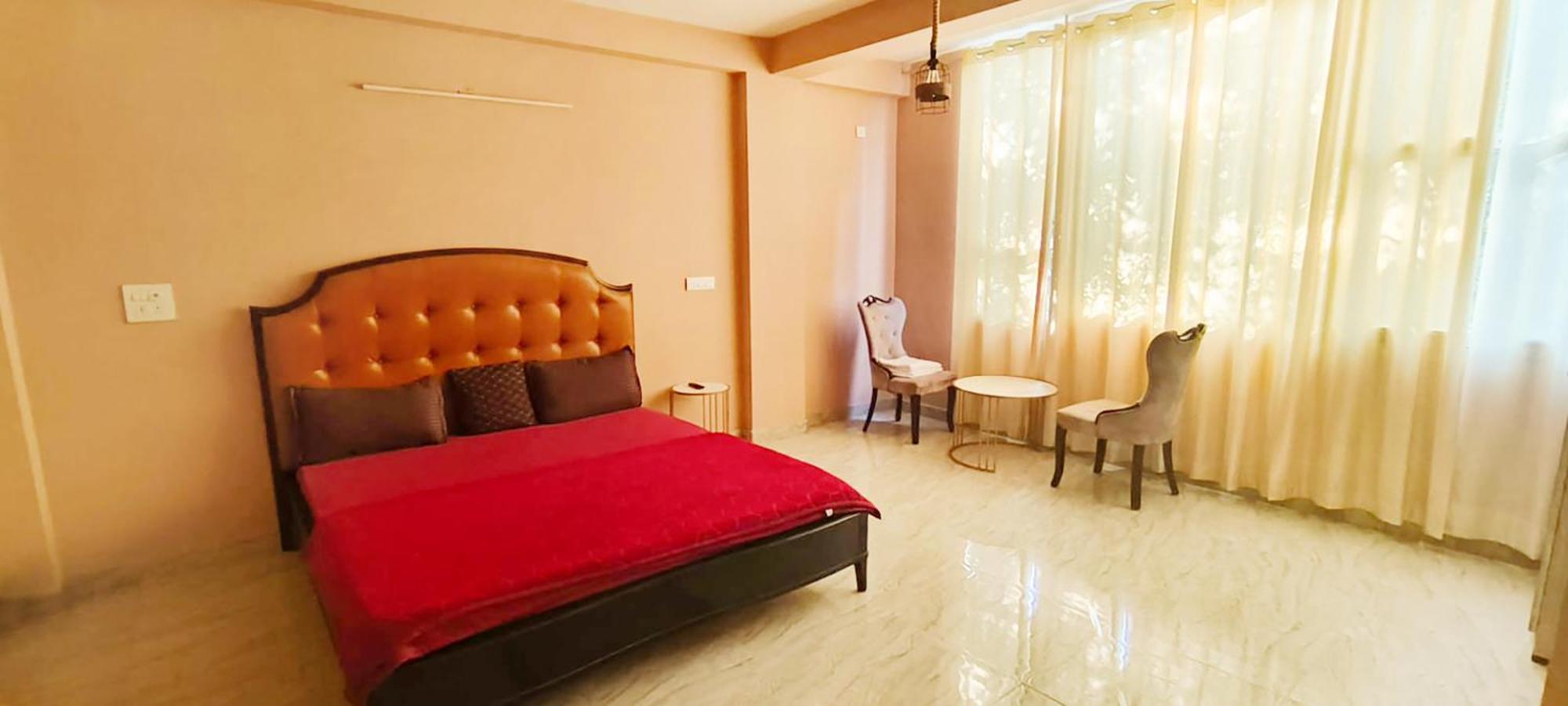 Roomshala 139 Rose - Dwarka New Delhi