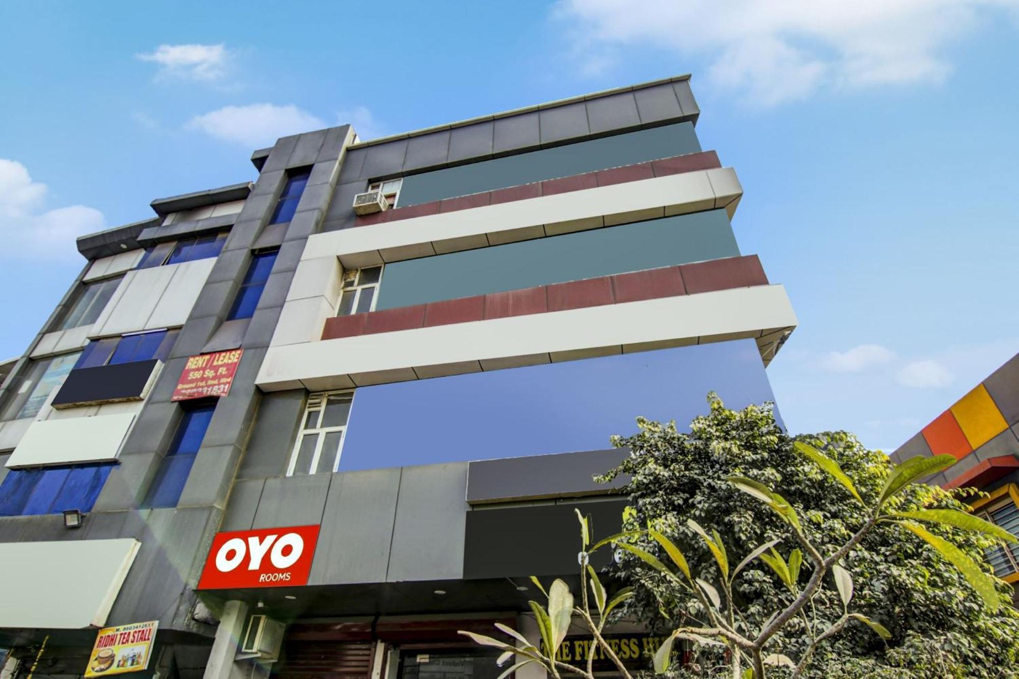O Blink Near Dashrath Puri Metro Station Hotel New Delhi