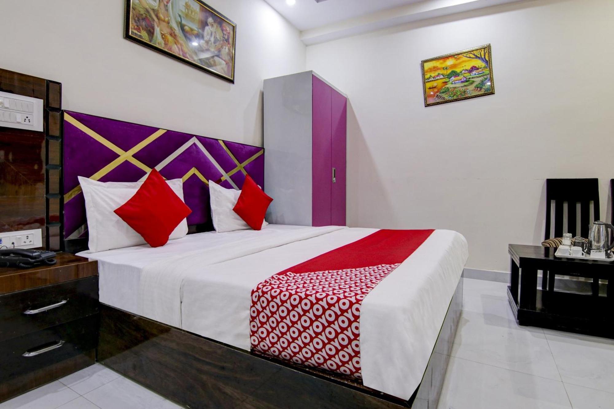 Hotel O Blink Near Dashrath Puri Metro Station New Delhi