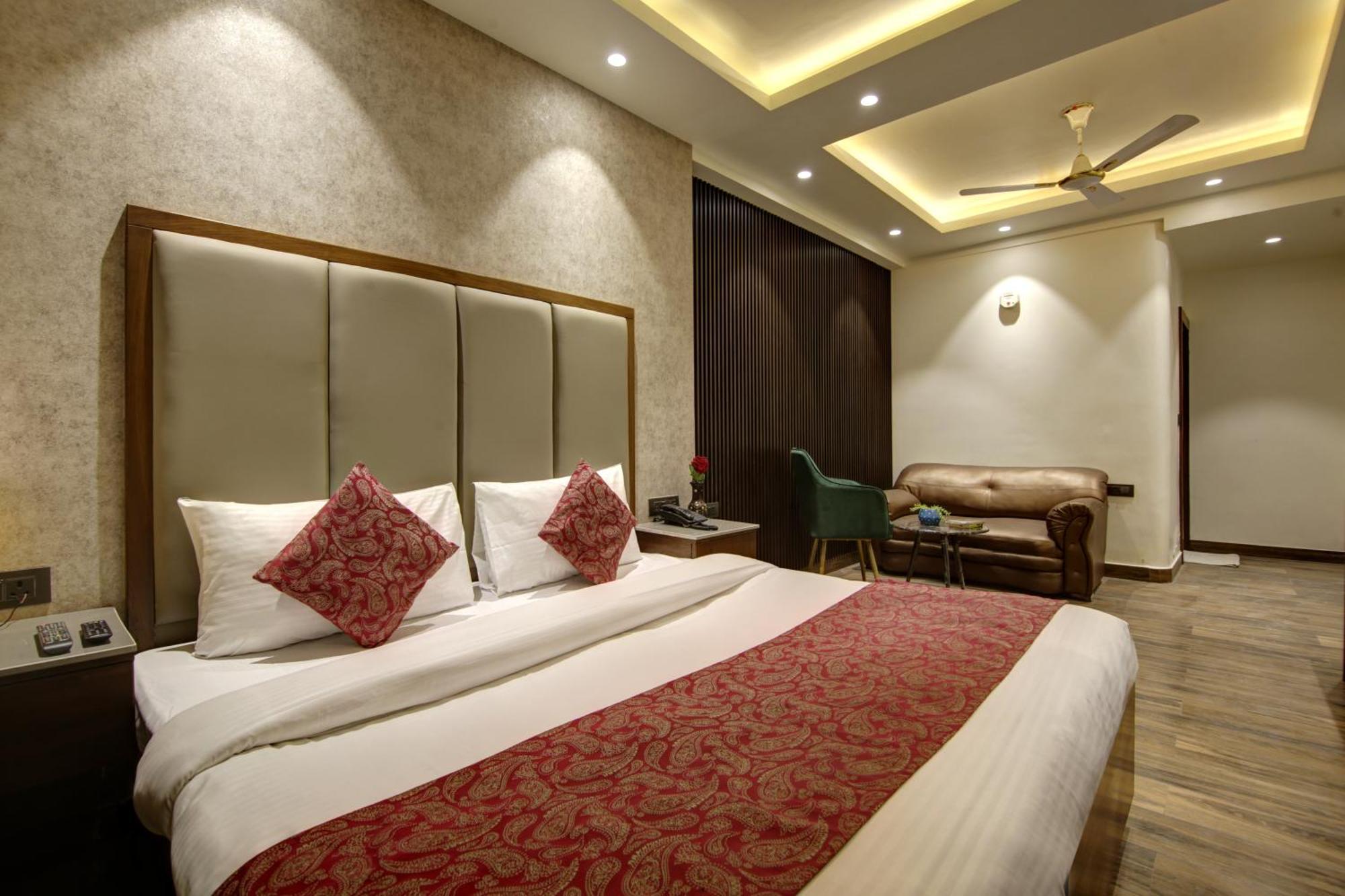 Kashish Plaza - 5 Mins From Metro Station Hotel Delhi (National Capital Territory of India)