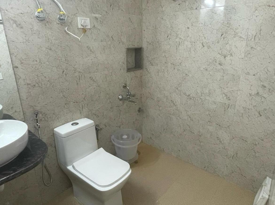 Airport Plaza Near Delhi Airport Aerocity 3* New Delhi