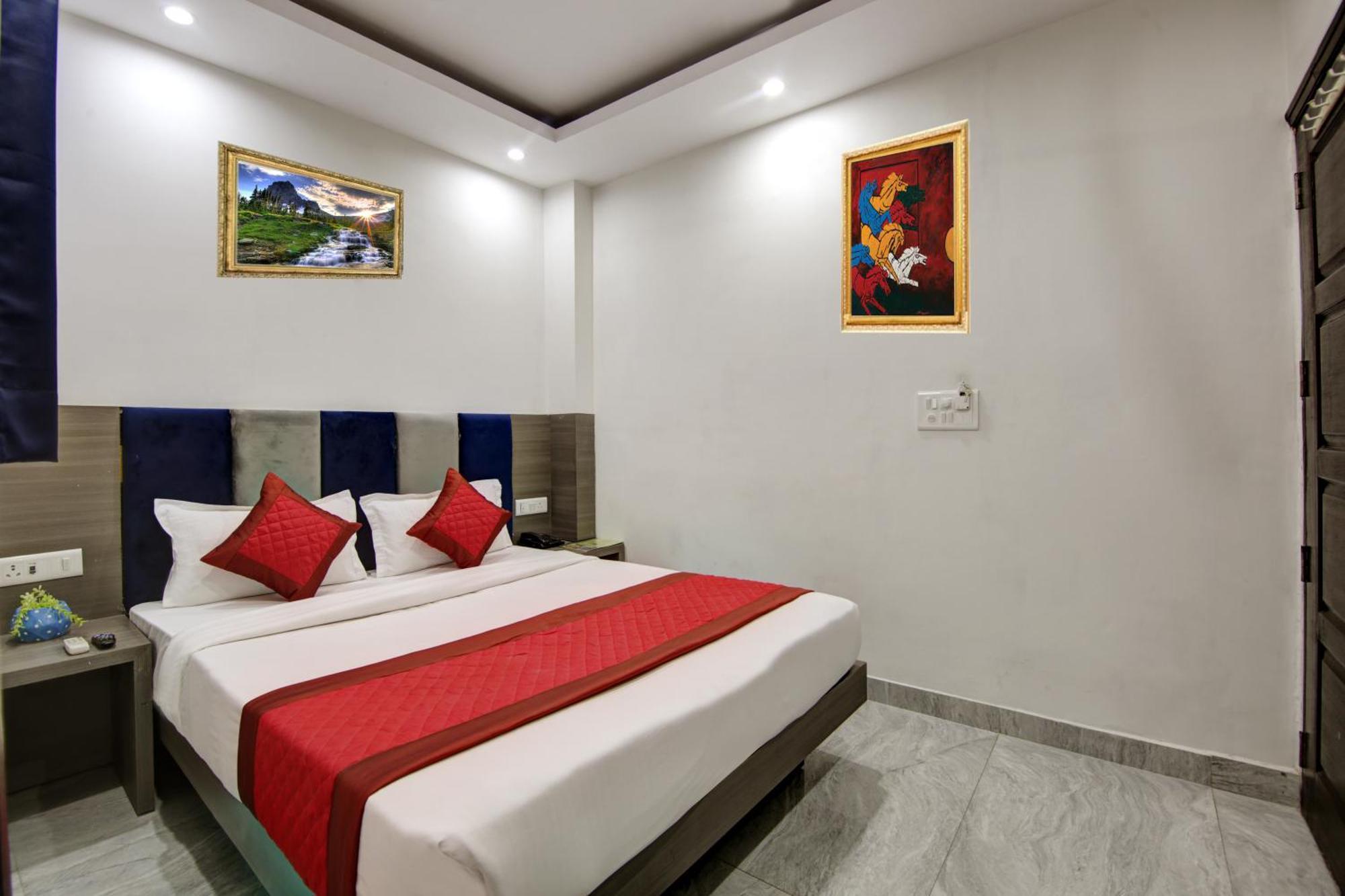 S B - Near Railway Station Paharganj New Delhi