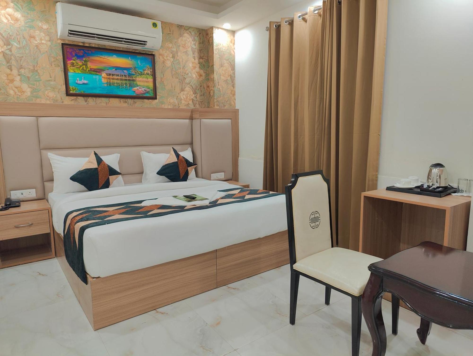 Decent Suites Inn- Mahipalpur, Delhi Airport, Aerocity Nova Deli