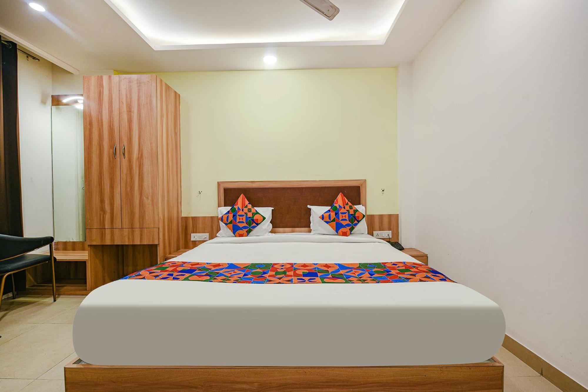 Fabhotel Royal Residency I Hotel Nova Deli