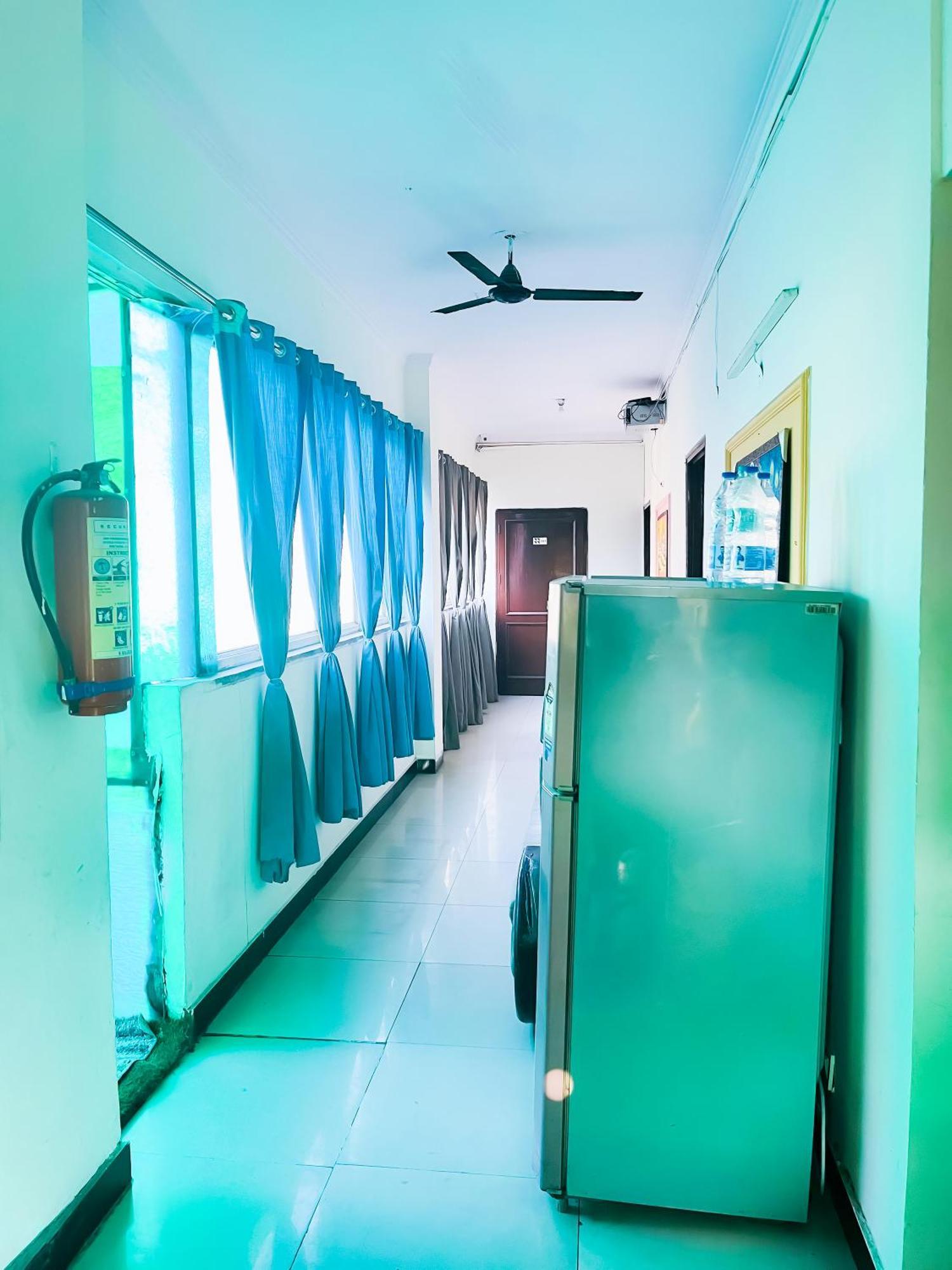 Bed & Breakfast Red House - South Ex Near Aims New Delhi
