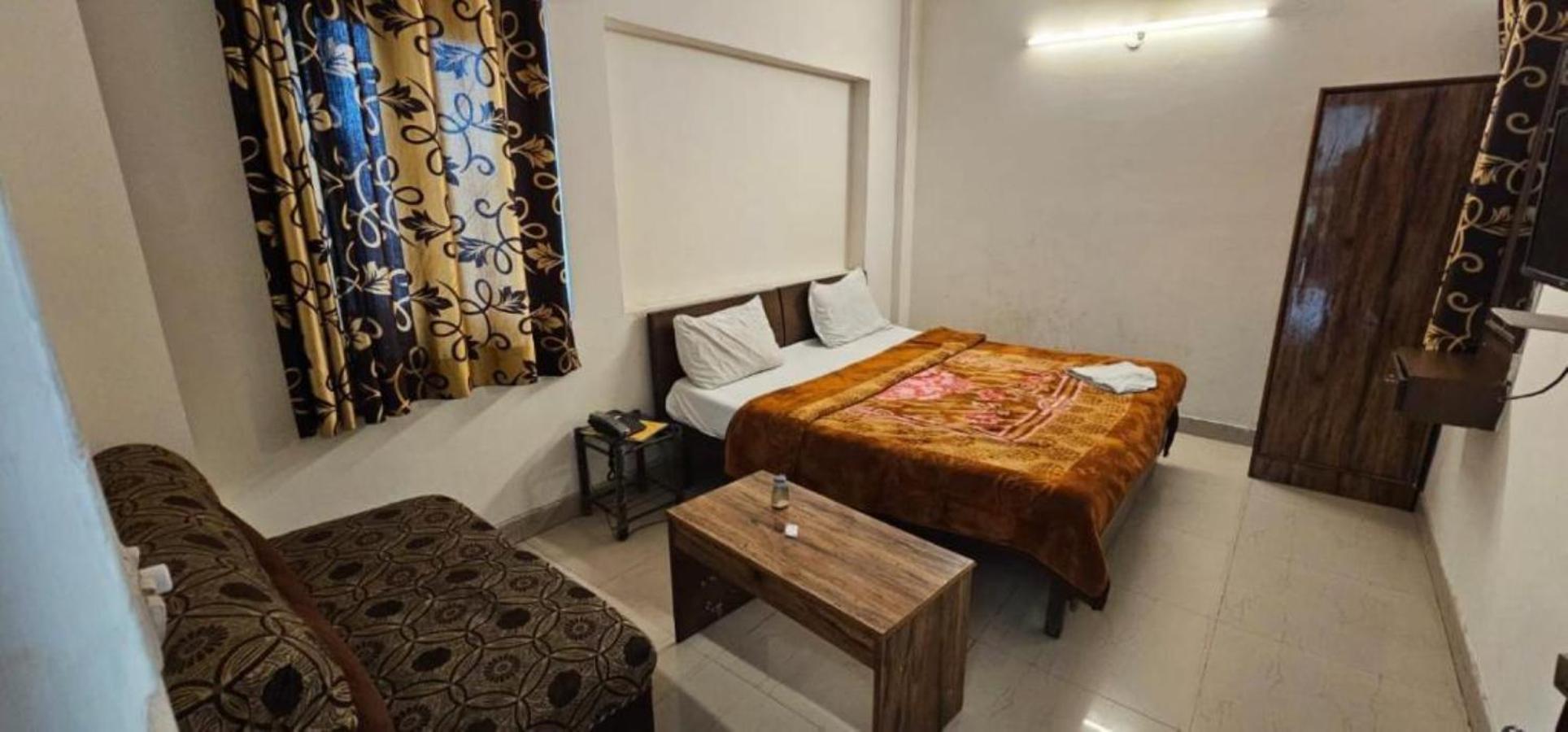 Jageer Palace Bawana Guest house 3*