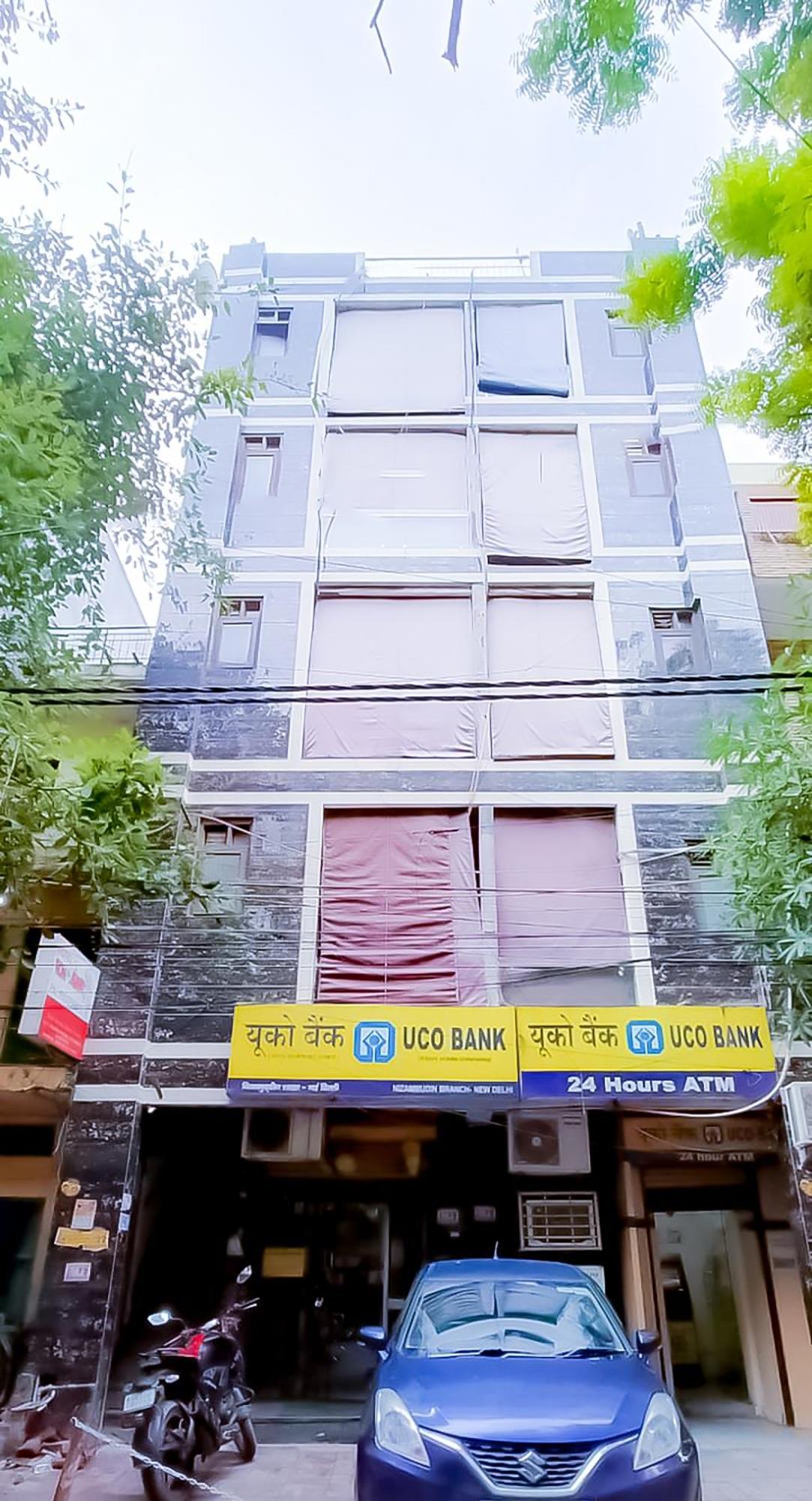 Tom International - Near Nizamuddin Railway Station Hotel