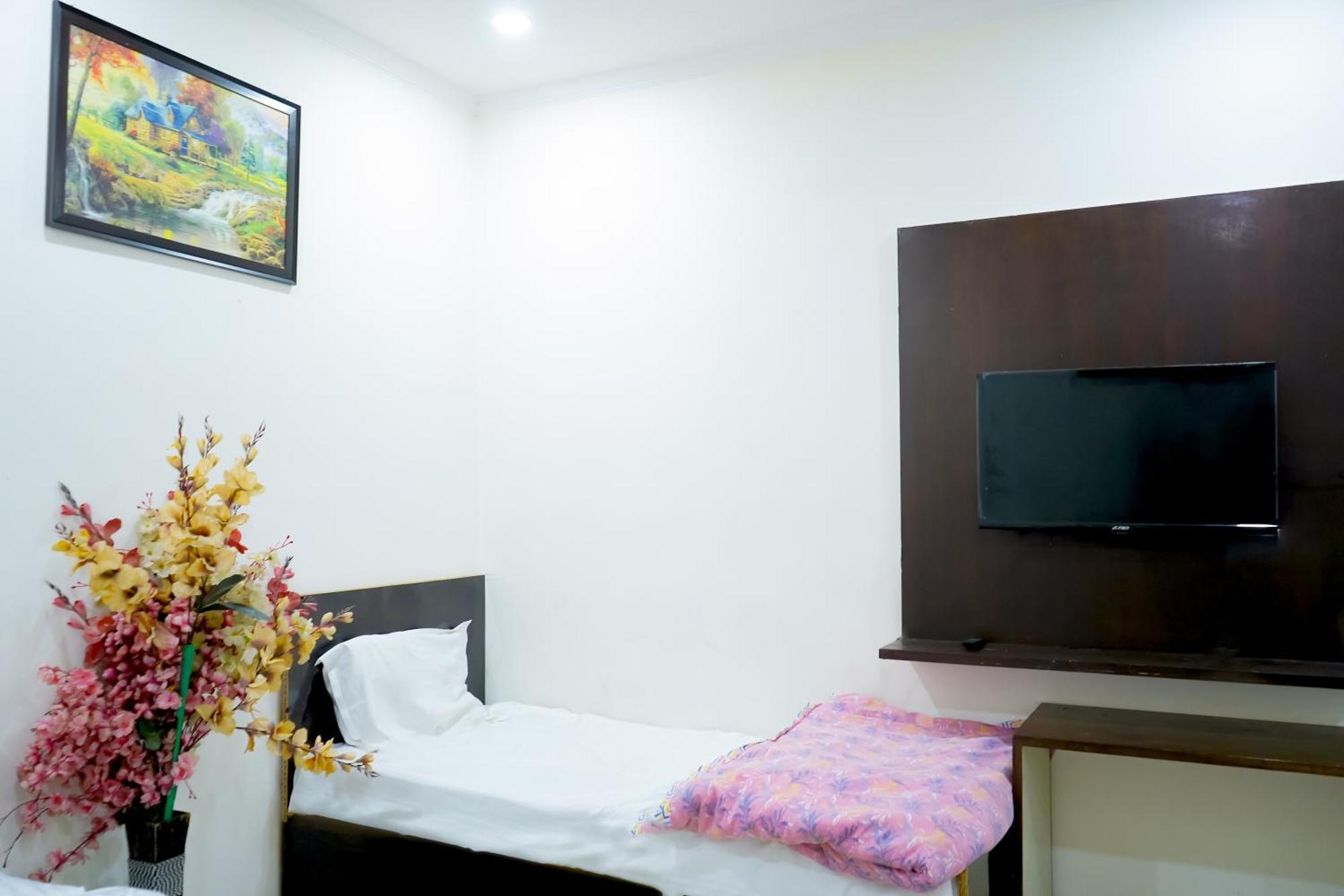 Tom International - Near Nizamuddin Railway Station 4* New Delhi