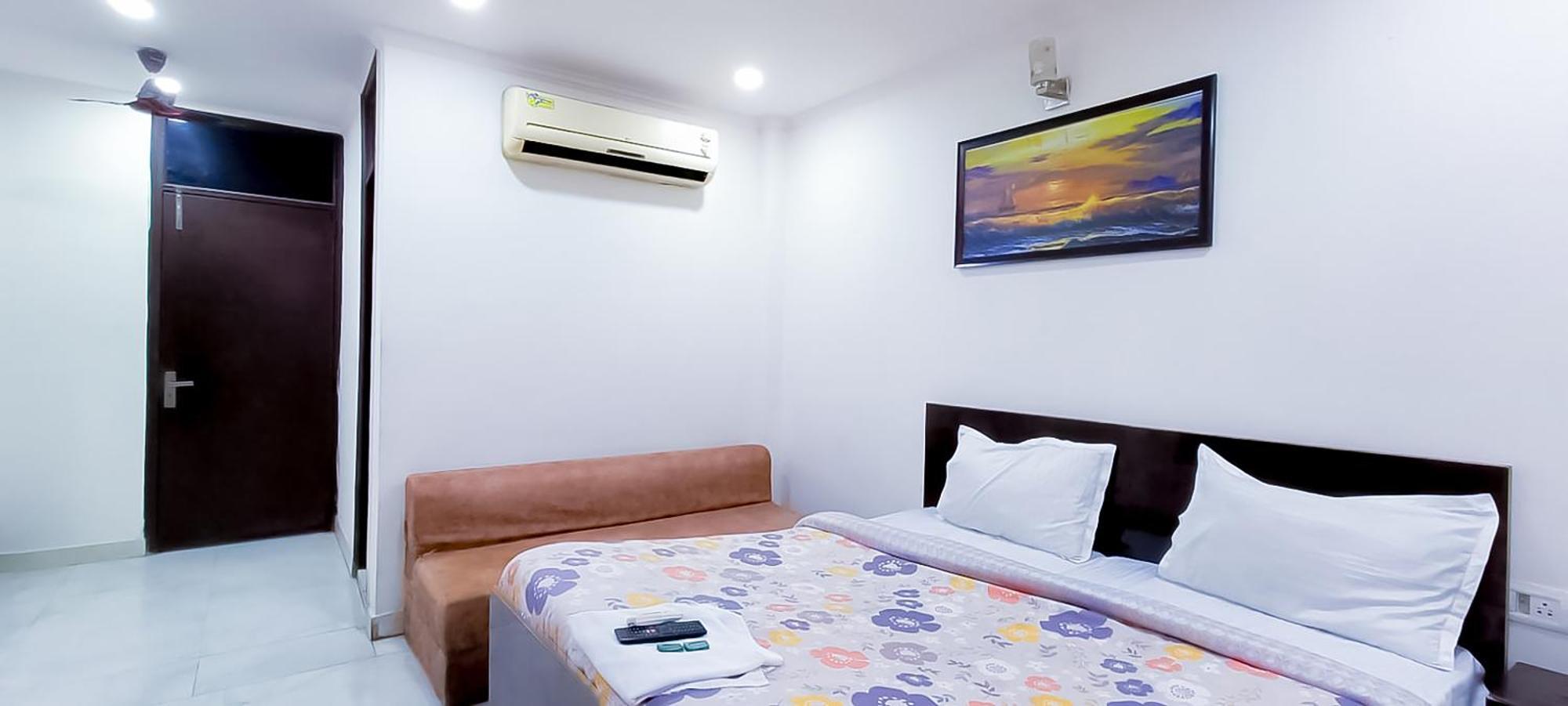 Tom International - Near Nizamuddin Railway Station 4*