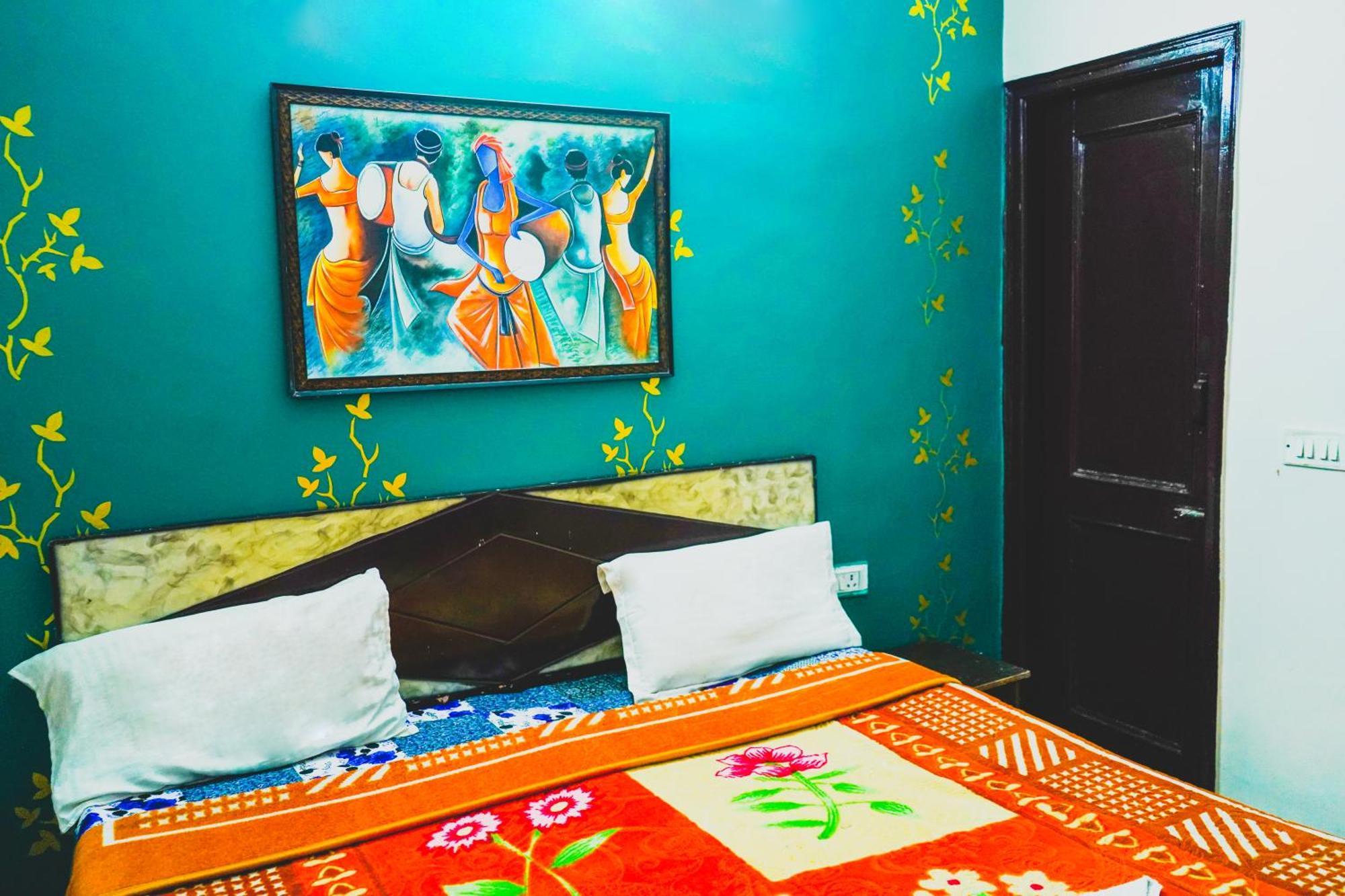 Nagar Hotel