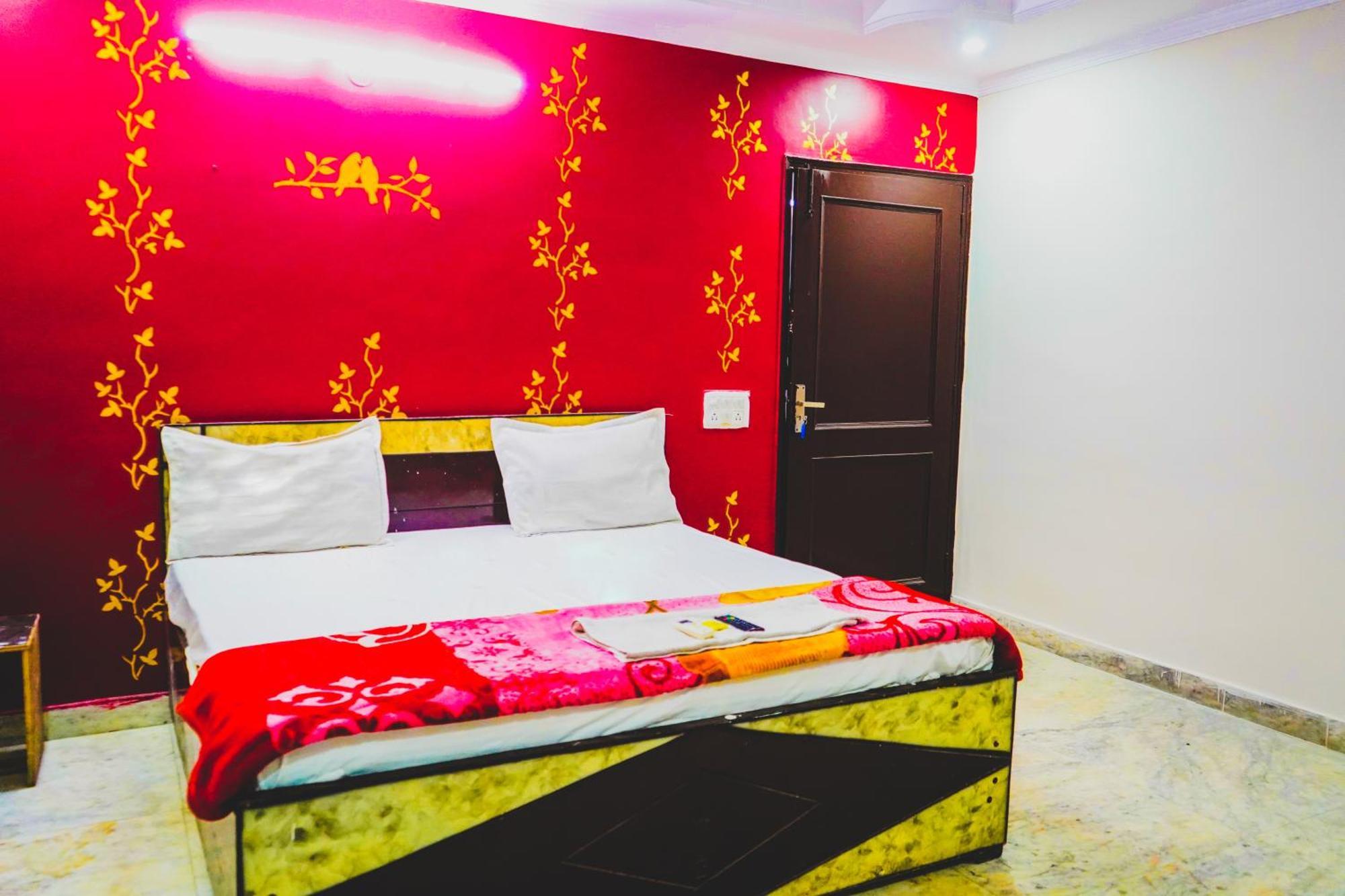 Nagar Hotel