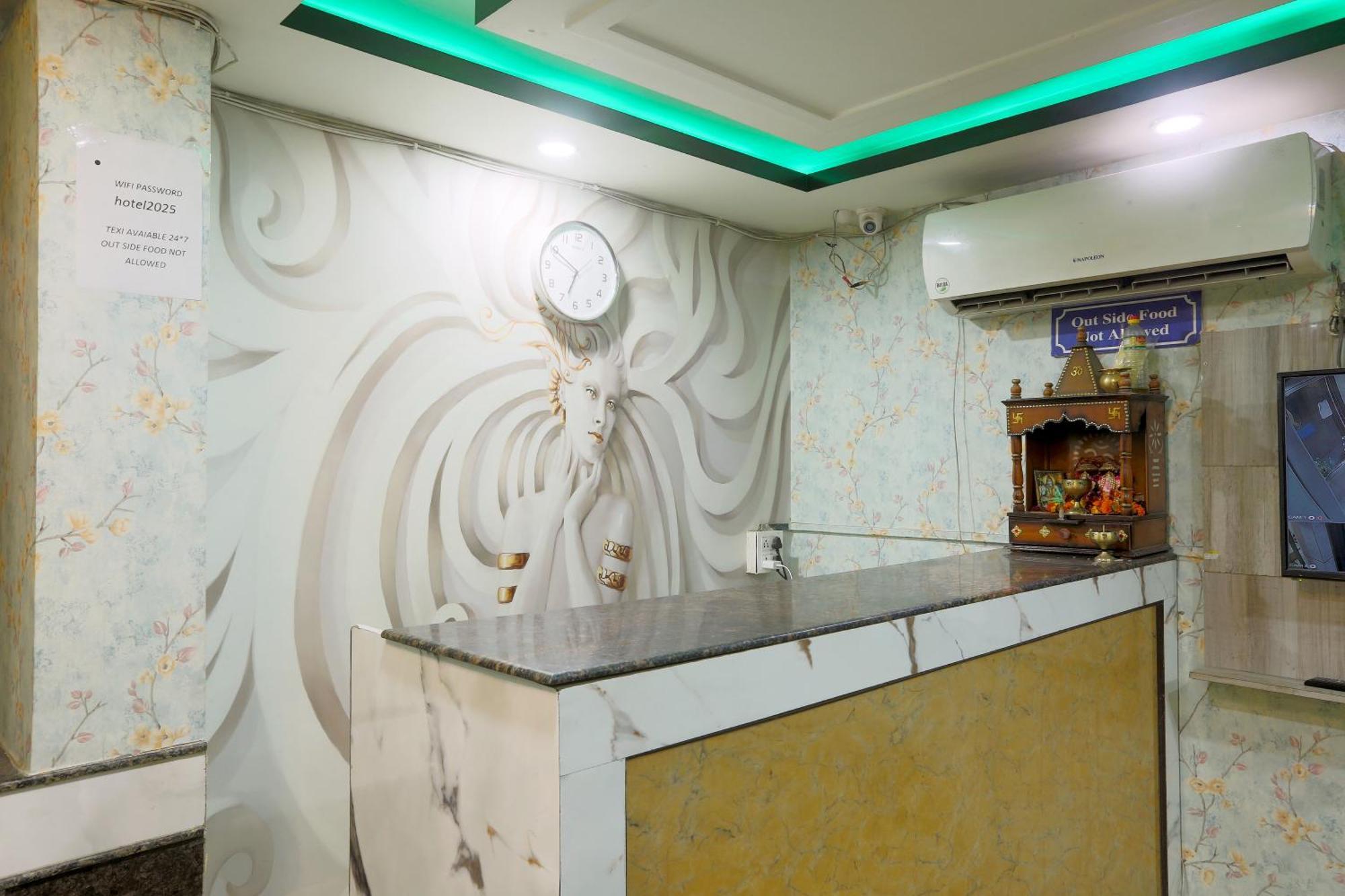 Triton Grand At Delhi Airport