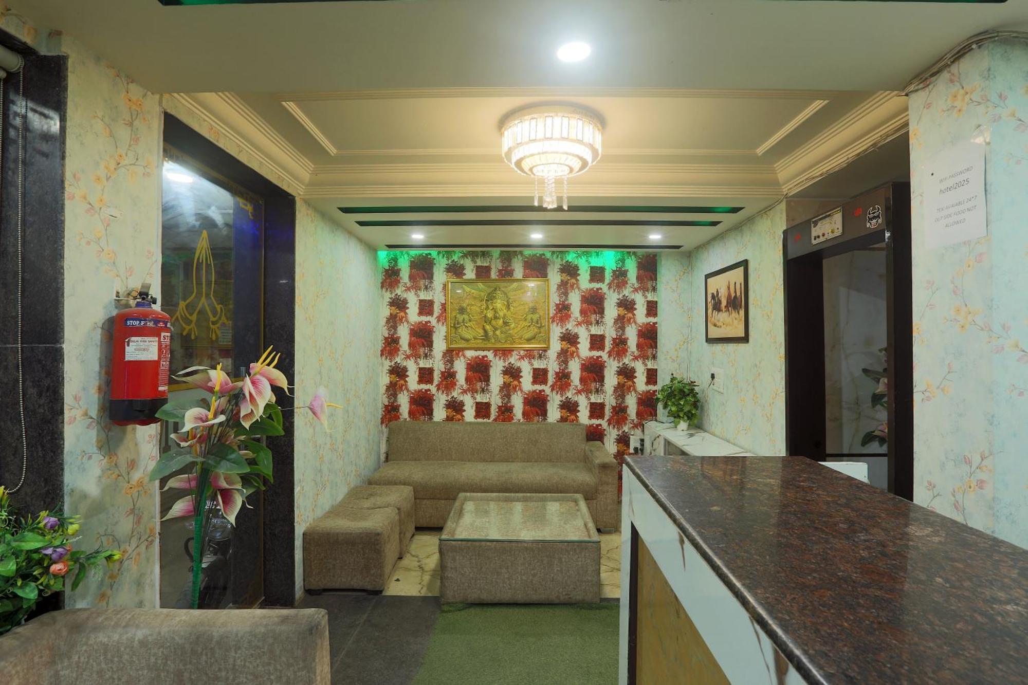 Triton Grand At Delhi Airport Hotel New Delhi
