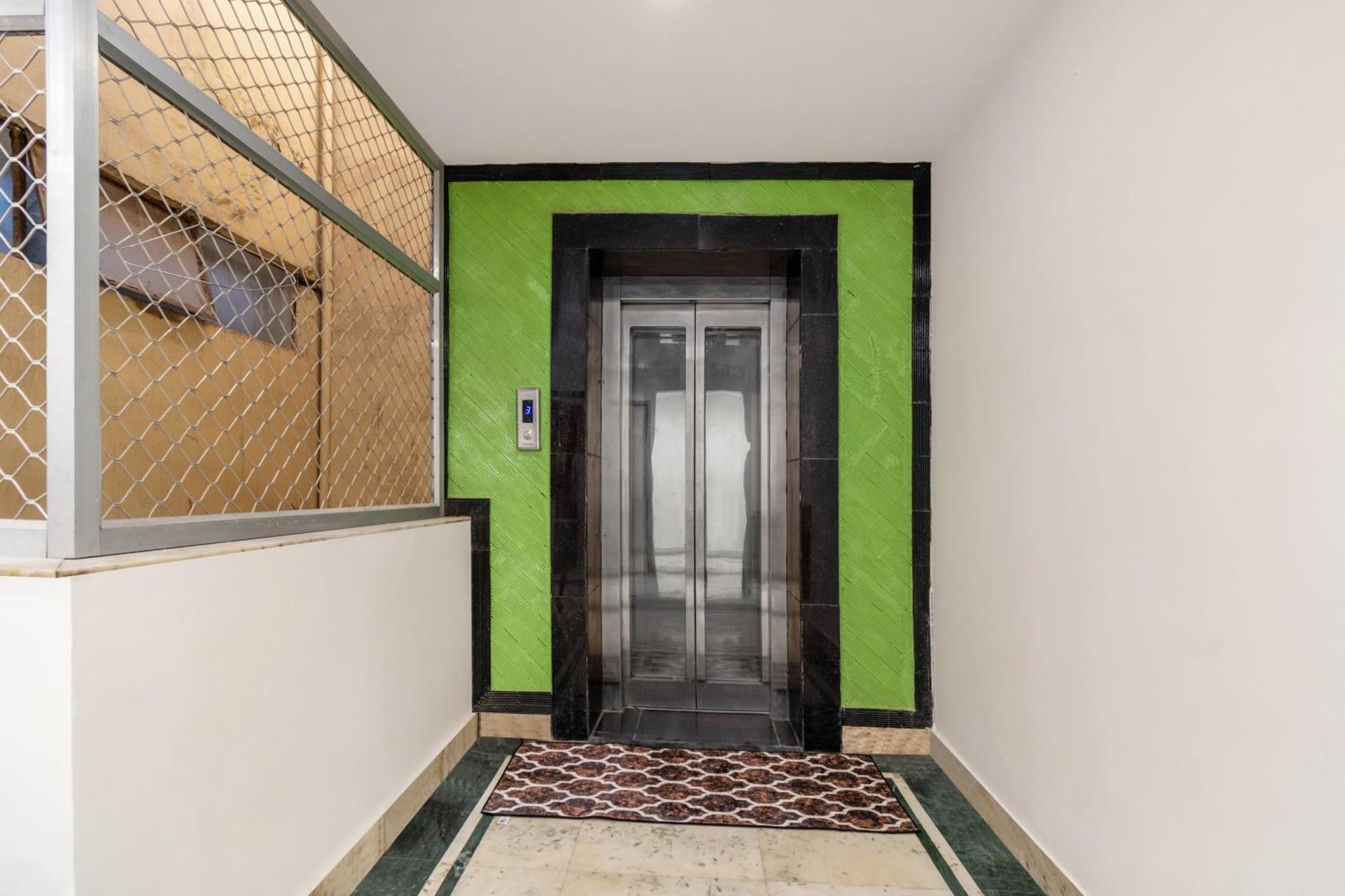 Hotel South Indian Delhi (National Capital Territory of India)