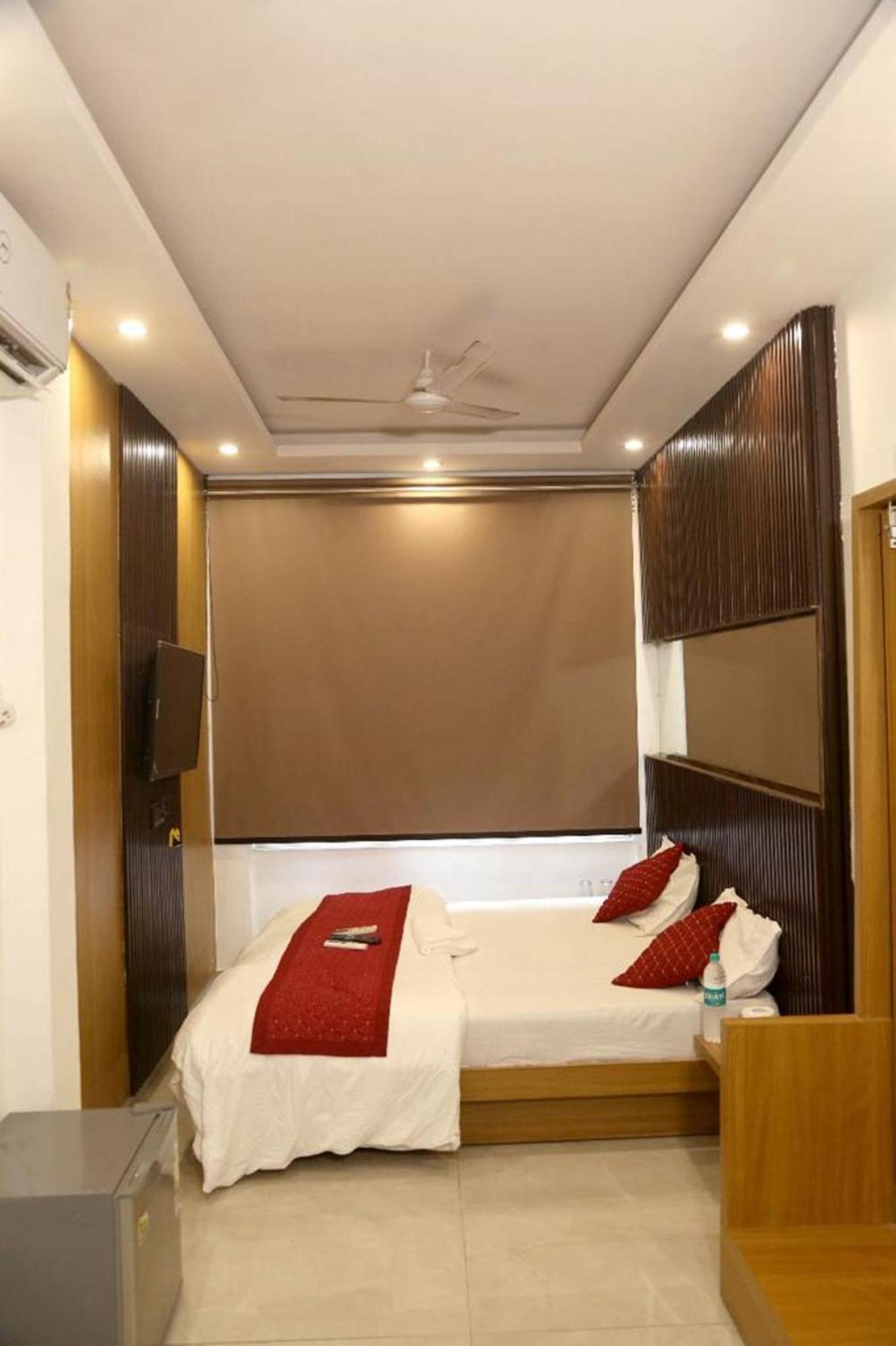 Bunk Delhi Backpacking