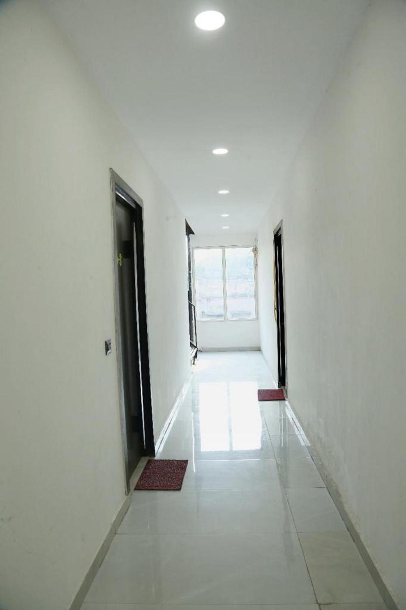 Bunk Delhi Backpacking Hotel 3*