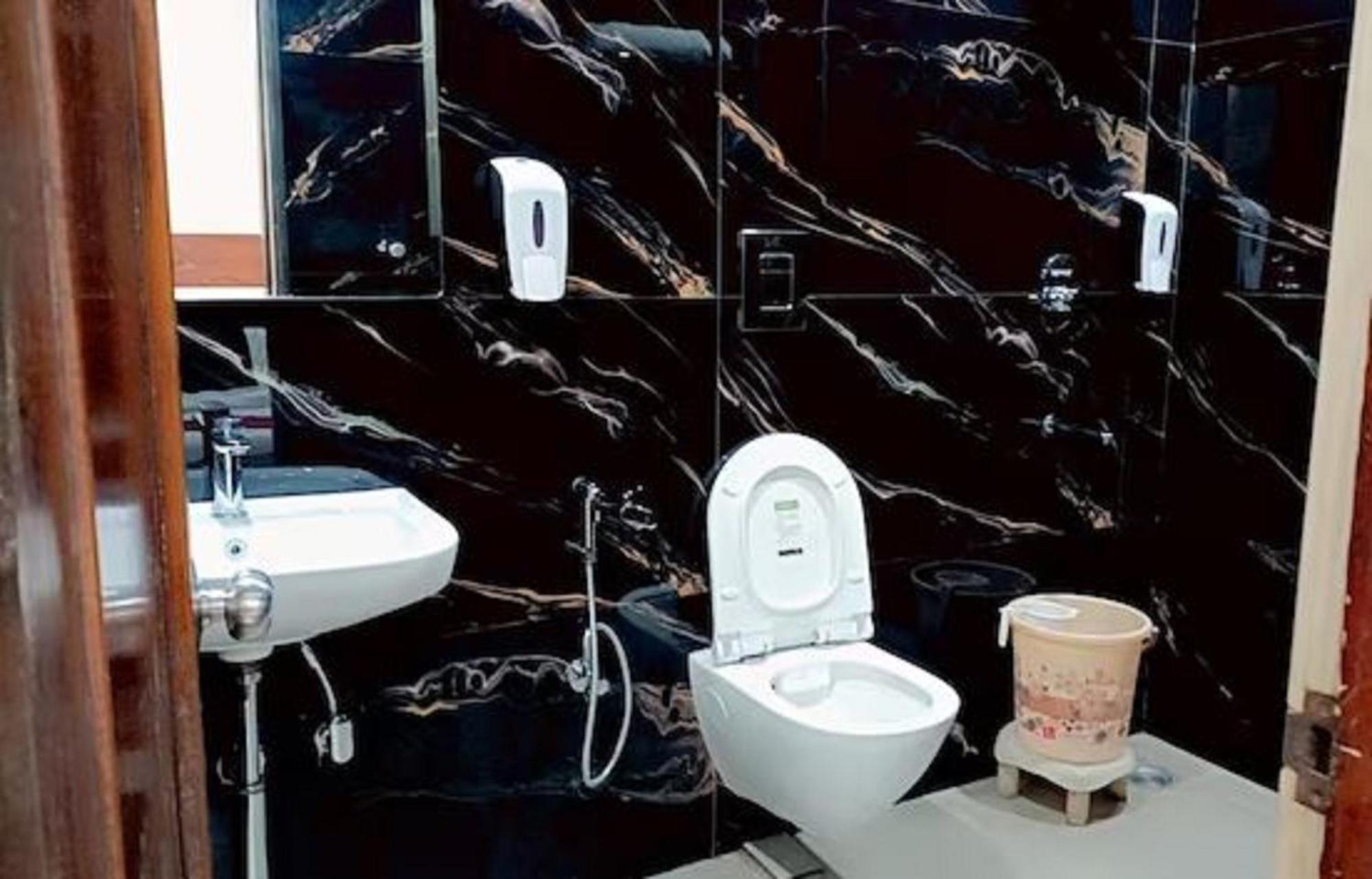 Legend - Walk-in From Railway Station Hotel 3*