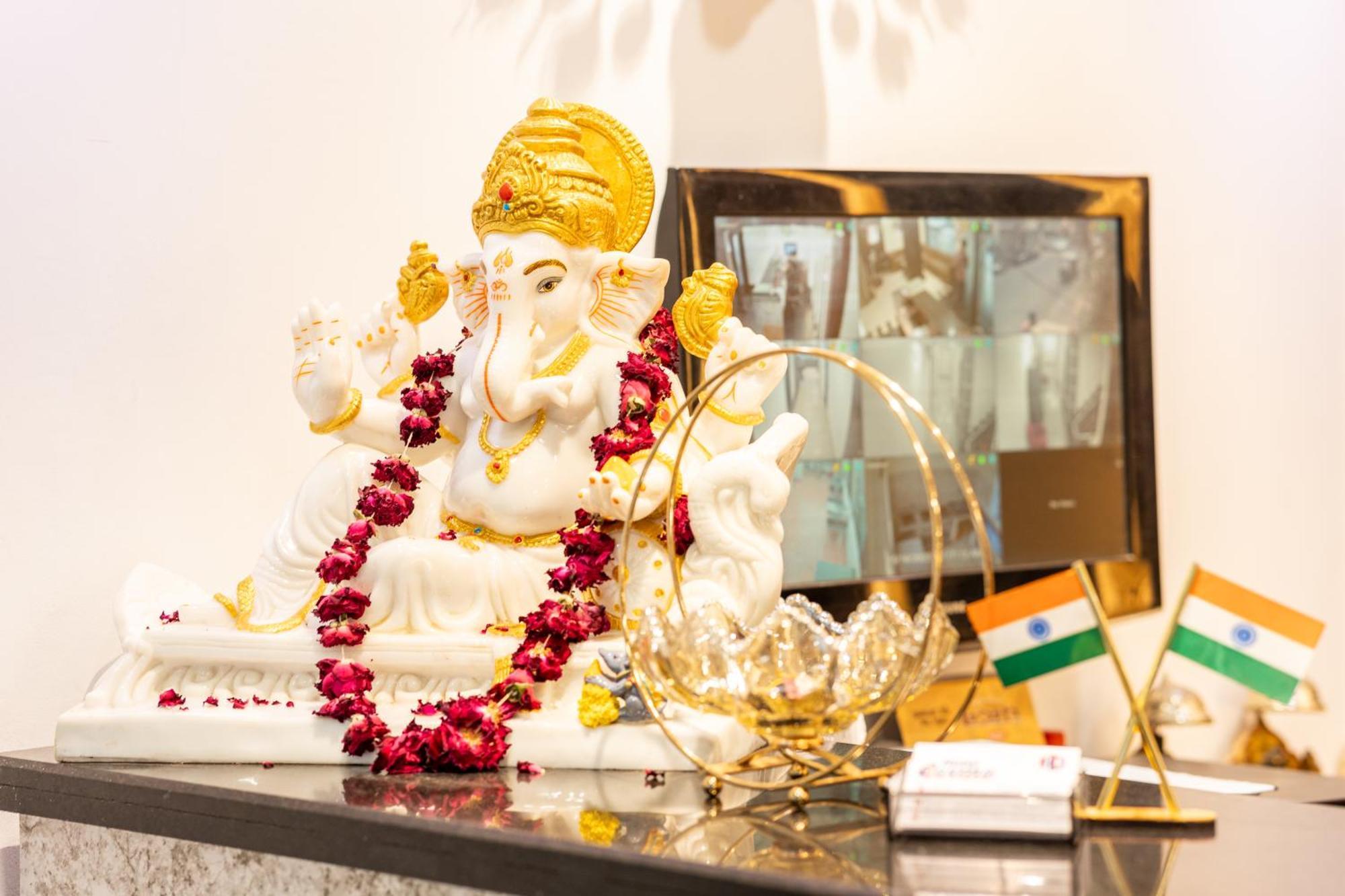 Cosmo Near Blk Hospital Karol Bagh 4* Delhi (National Capital Territory of India)