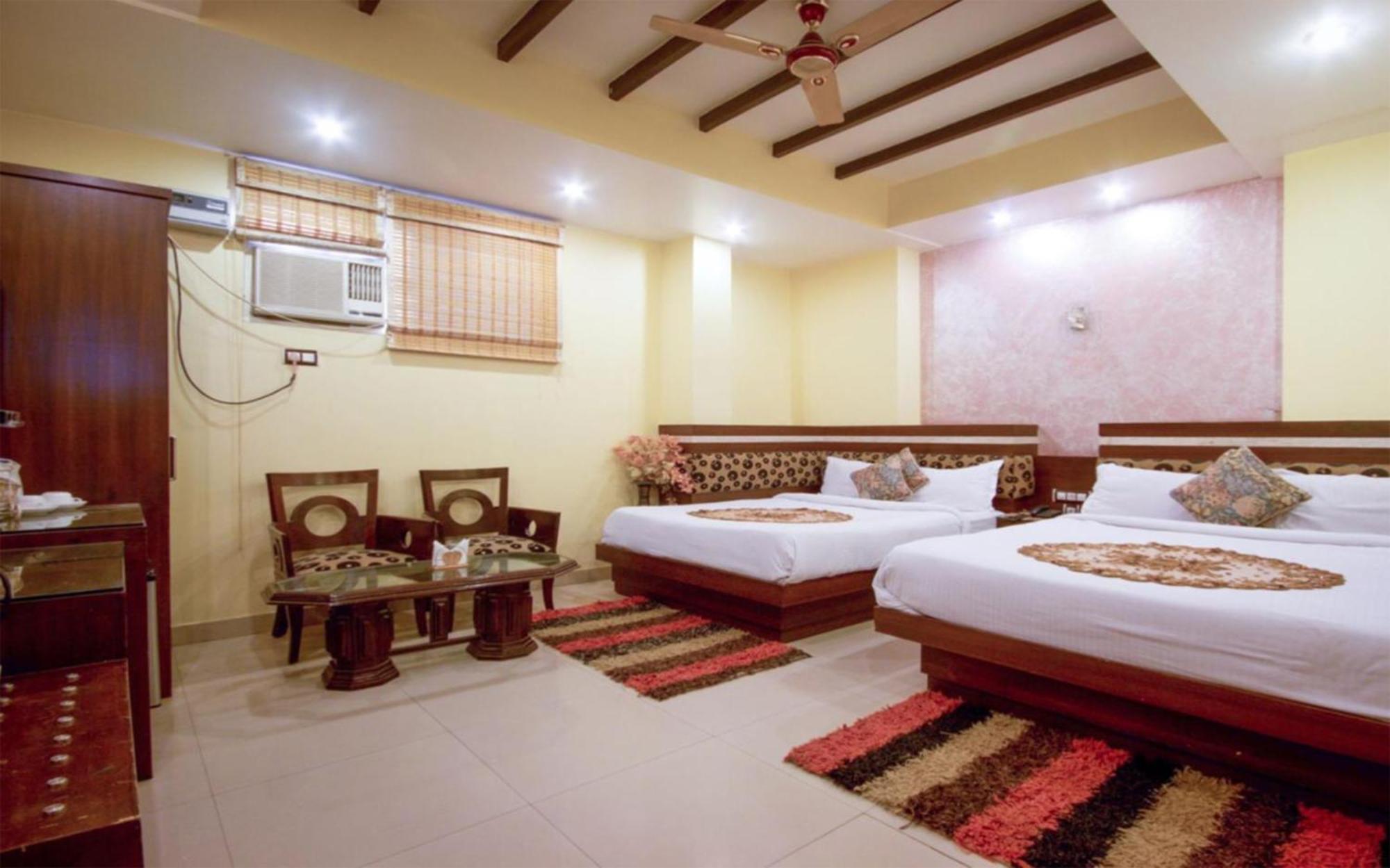 Shivdev International At Railway Station Hotel New Delhi