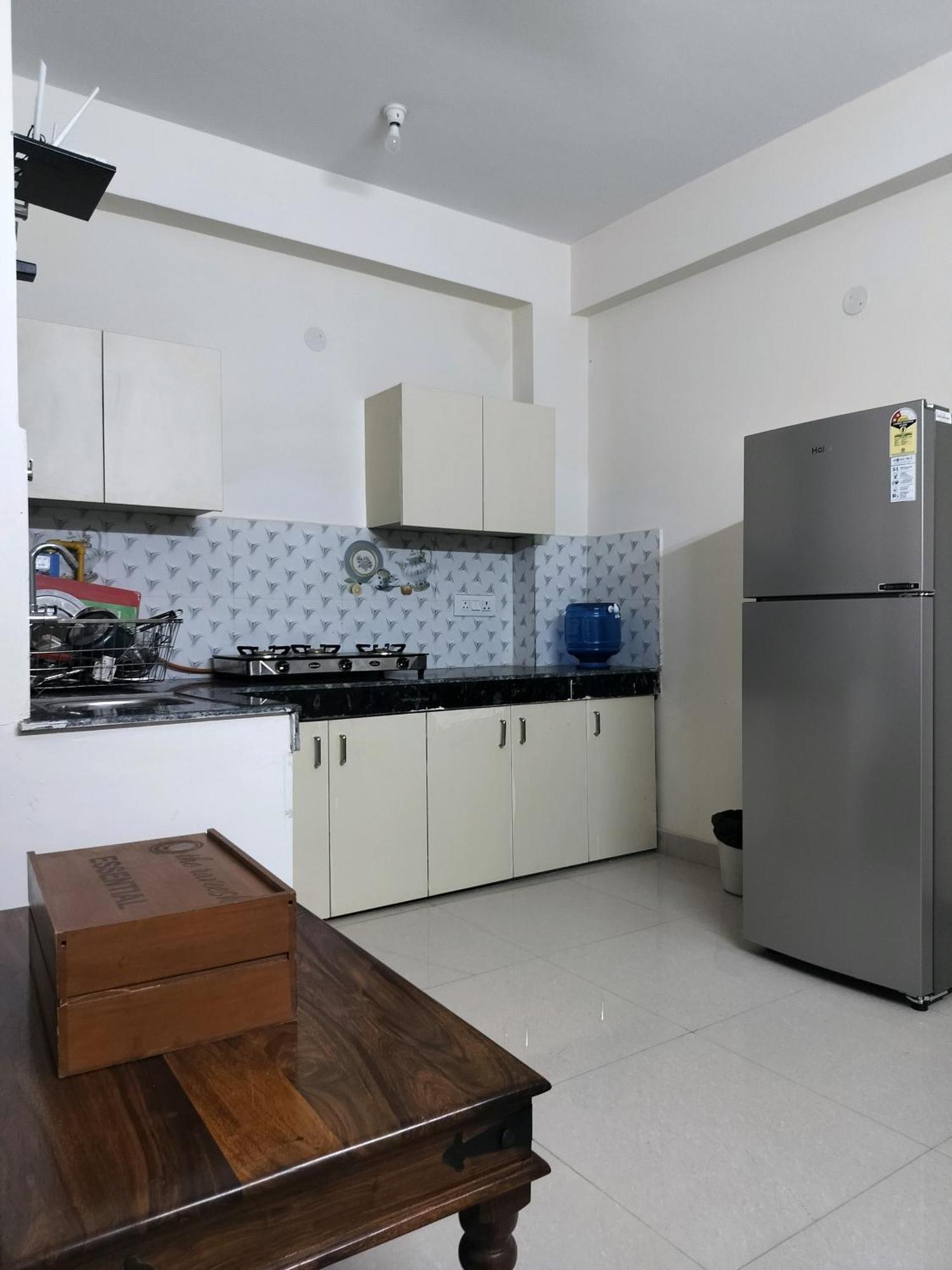 Apartment The Raveesh B6 New Delhi