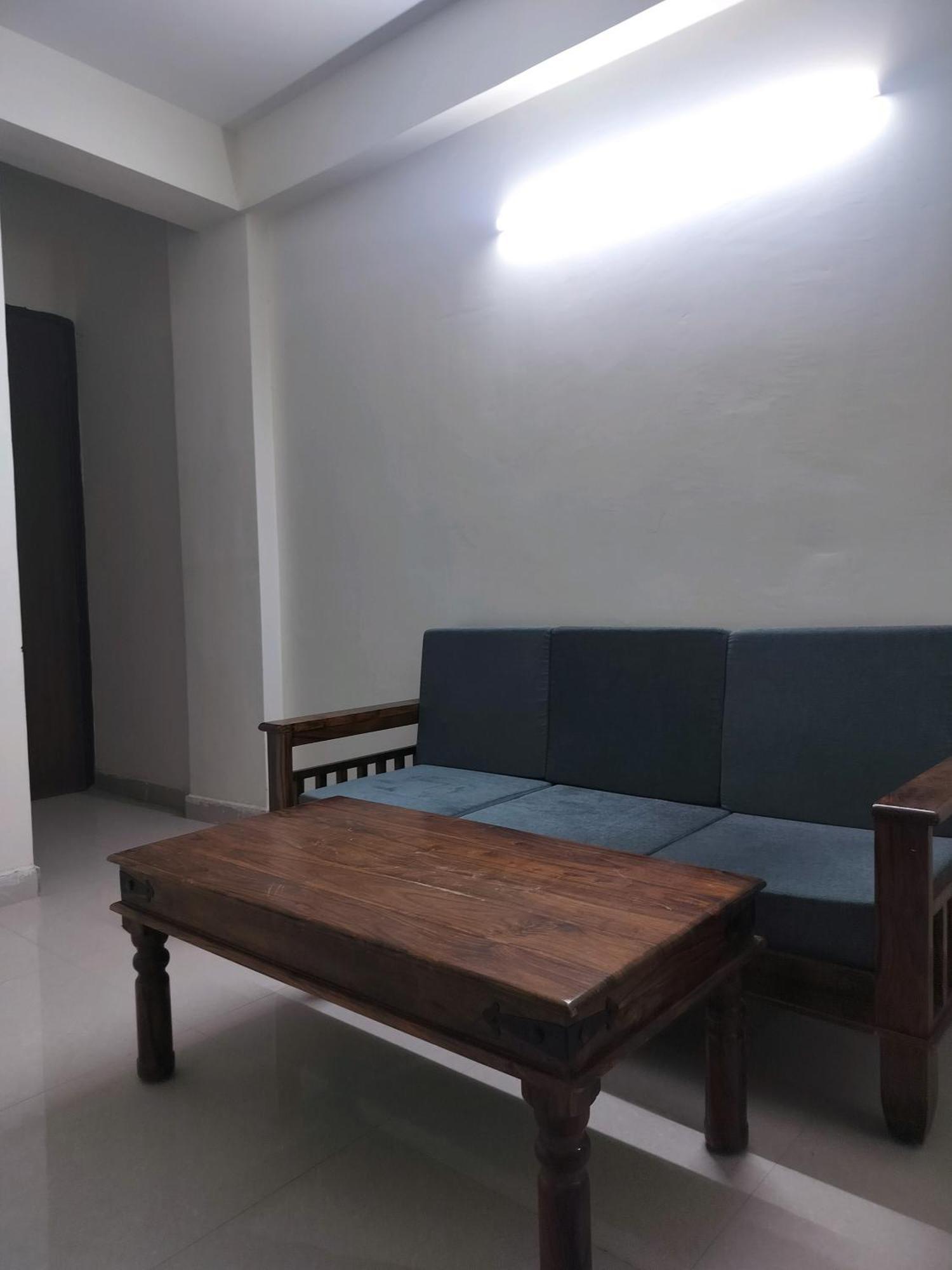 The Raveesh B6 Apartment