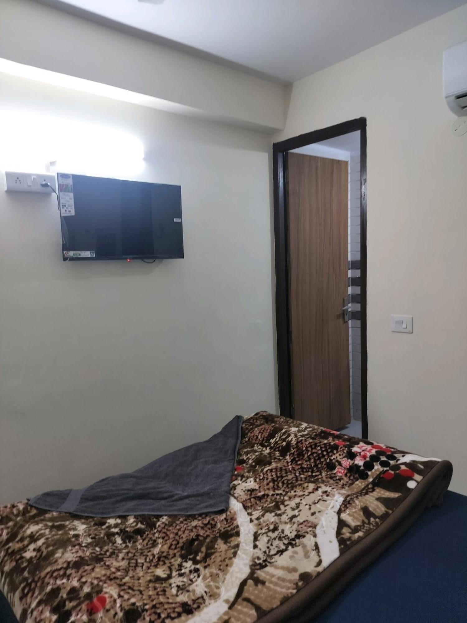 Apartment The Raveesh B6 *