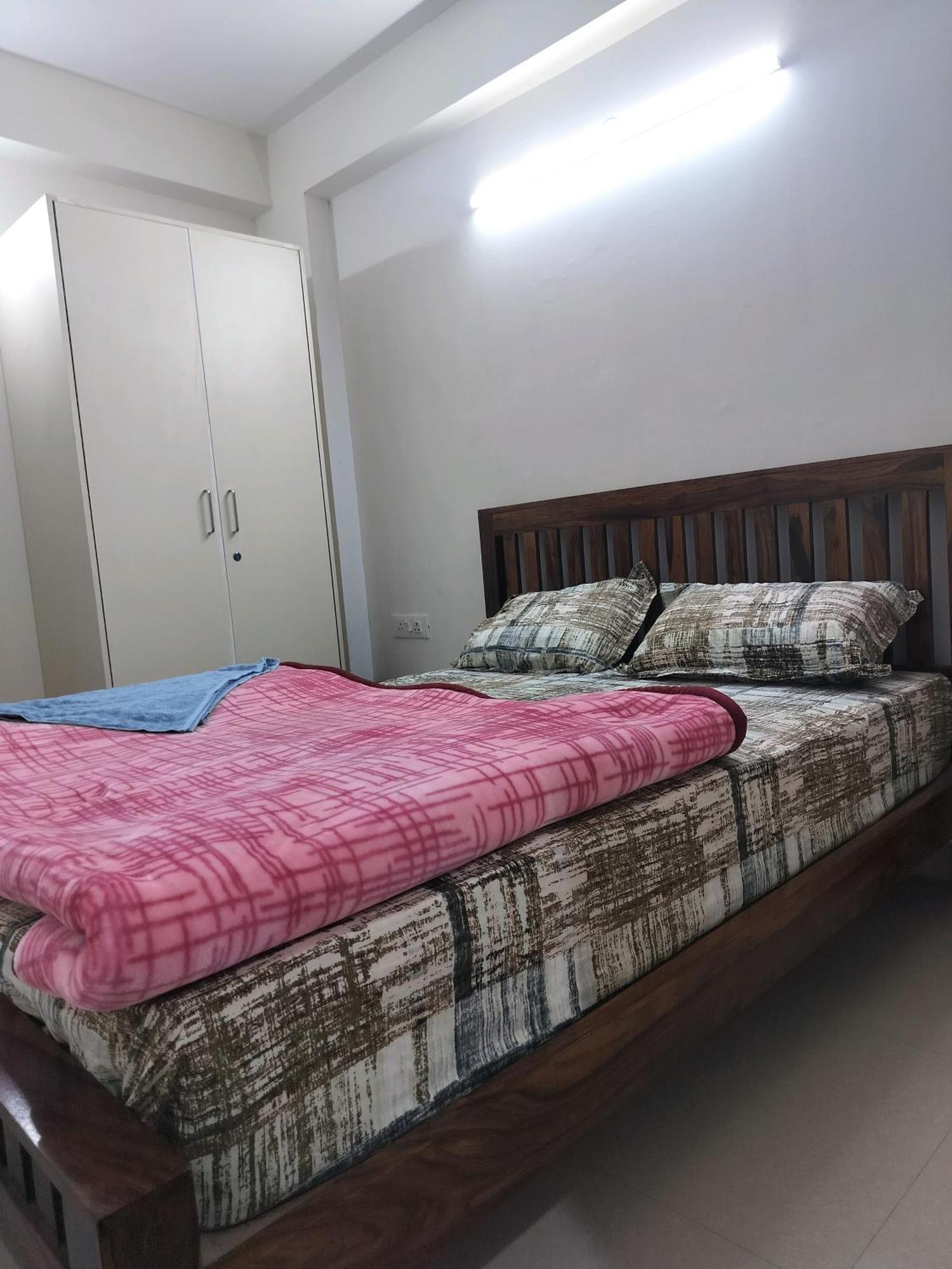 Apartment The Raveesh B6 New Delhi