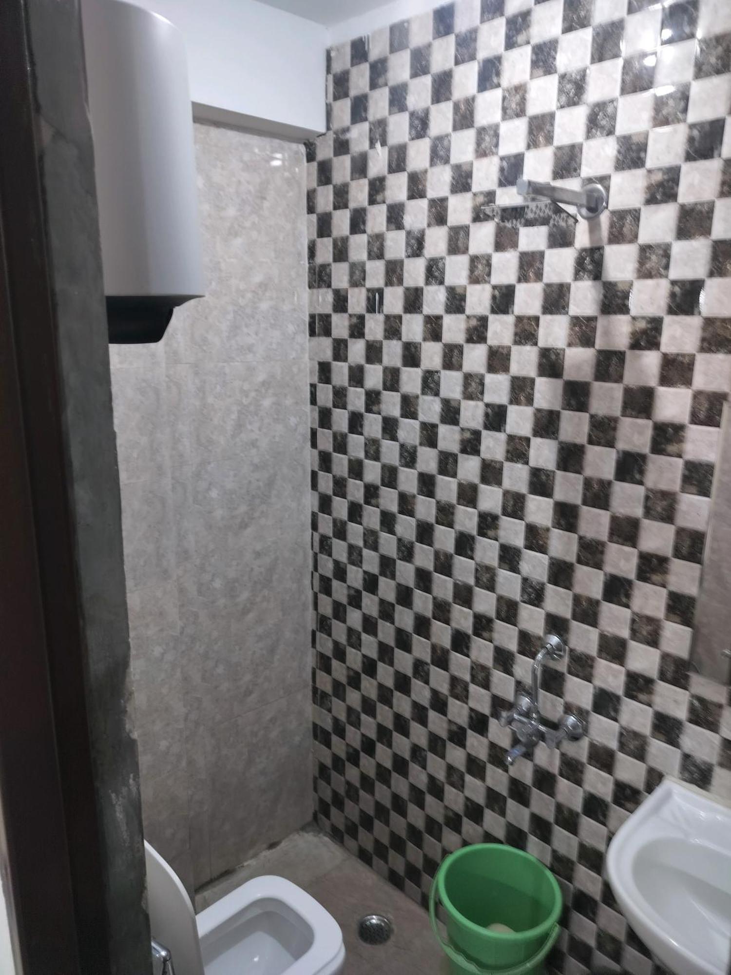 The Raveesh B6 Apartment *