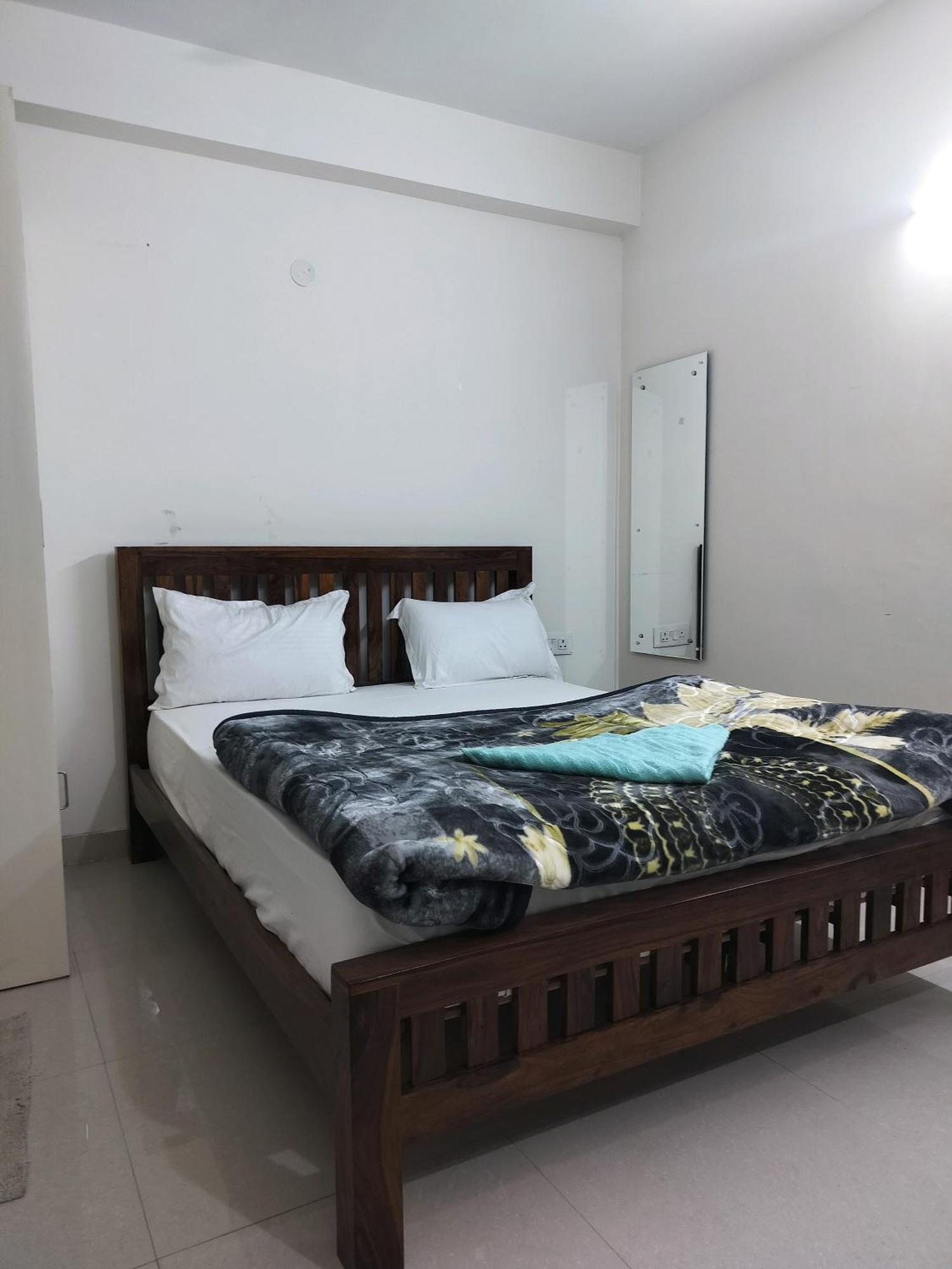 Apartment The Raveesh B6 *