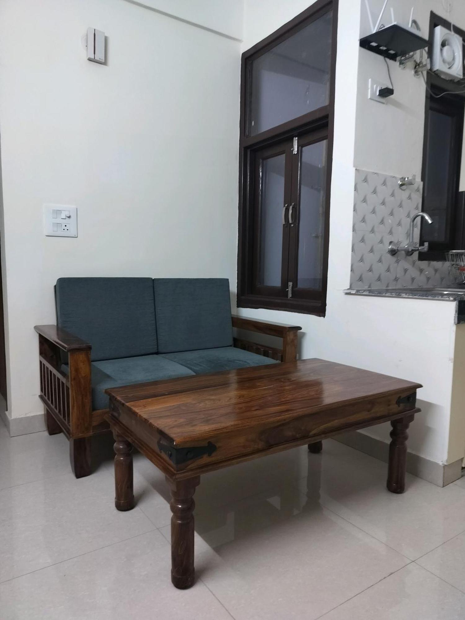 The Raveesh B6 Apartment New Delhi