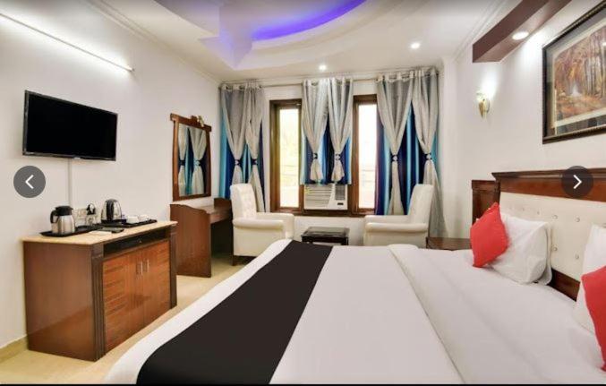 Hotel Tjs Royal Delhi (National Capital Territory of India)