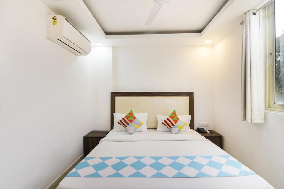 Anand Mukesh Residency 3*