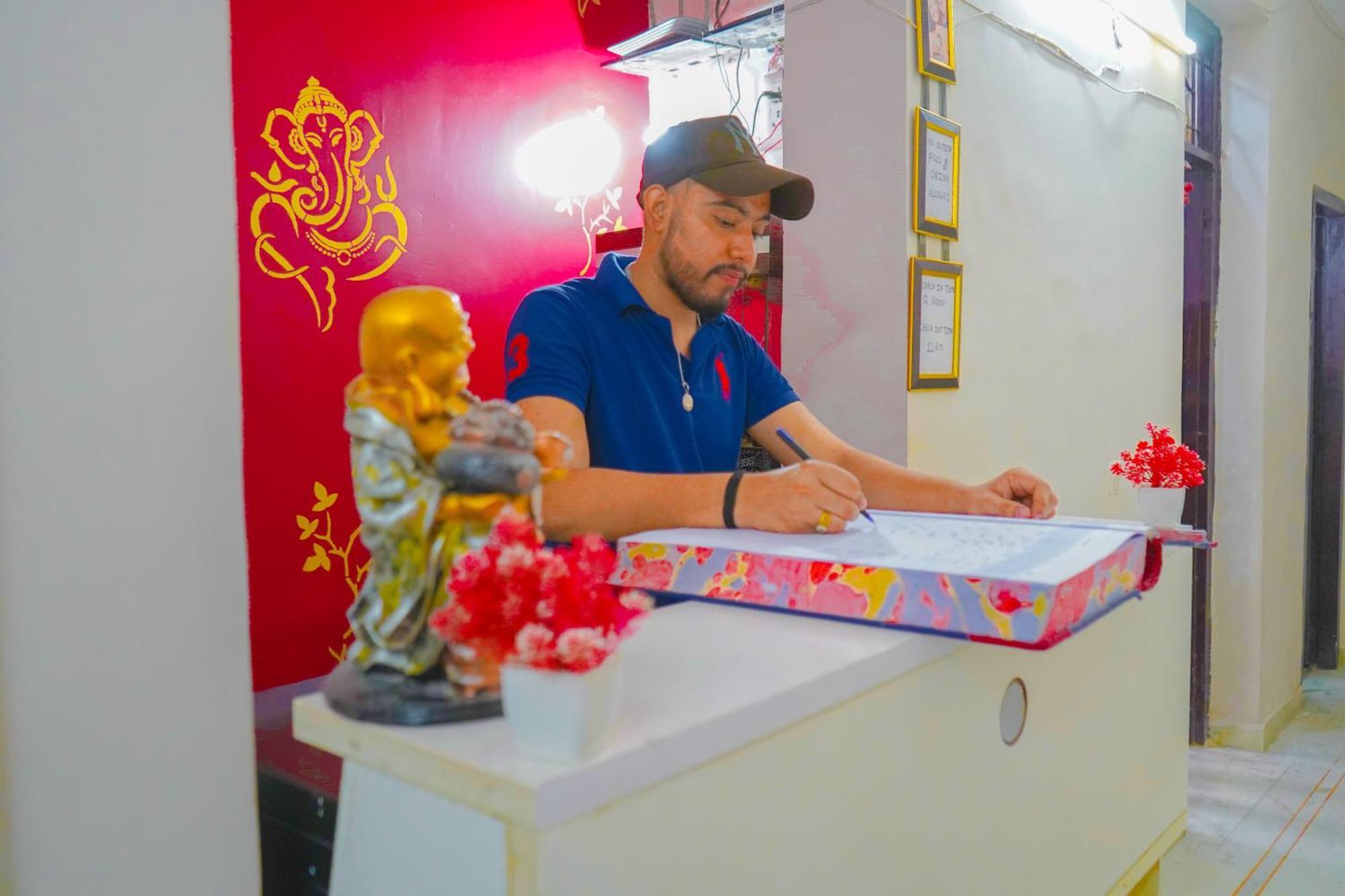 Roomshala 155 Jpc - Malviya Nagar Nova Deli