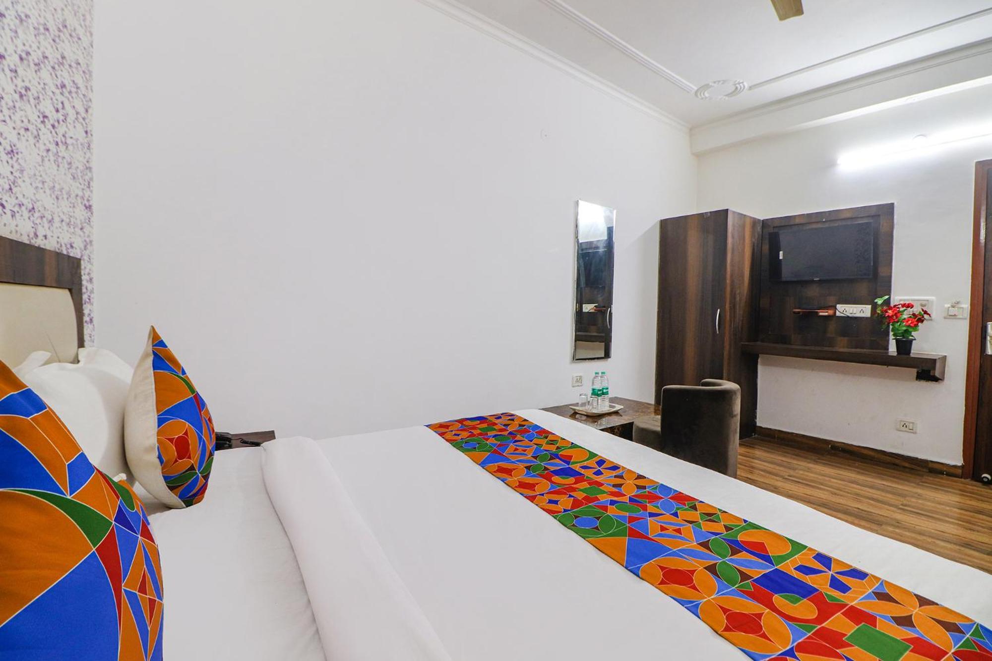 Fabexpress Sinon 3* New Delhi